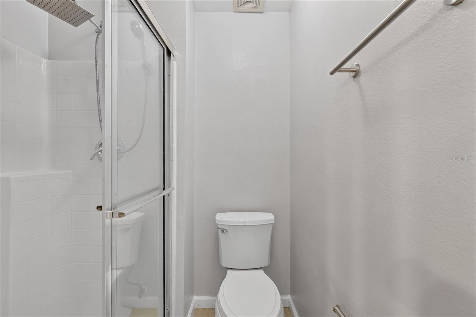 2225 Sandridge Cir Property Photo 16