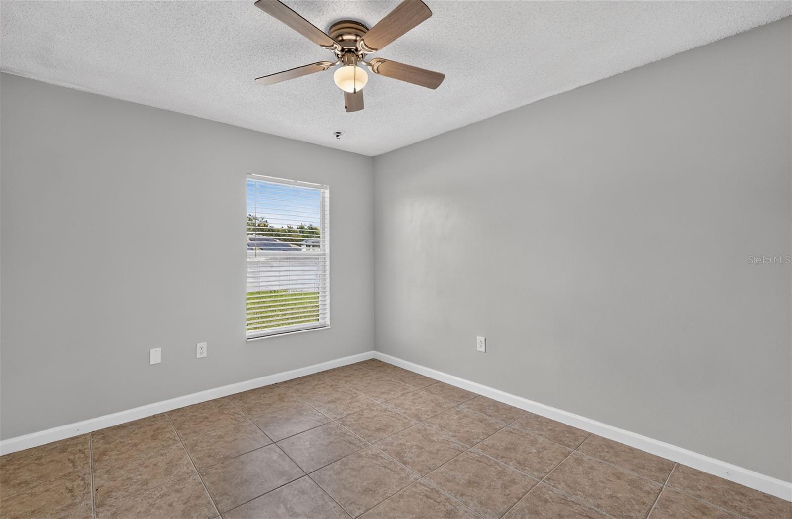 2225 Sandridge Cir Property Photo 19