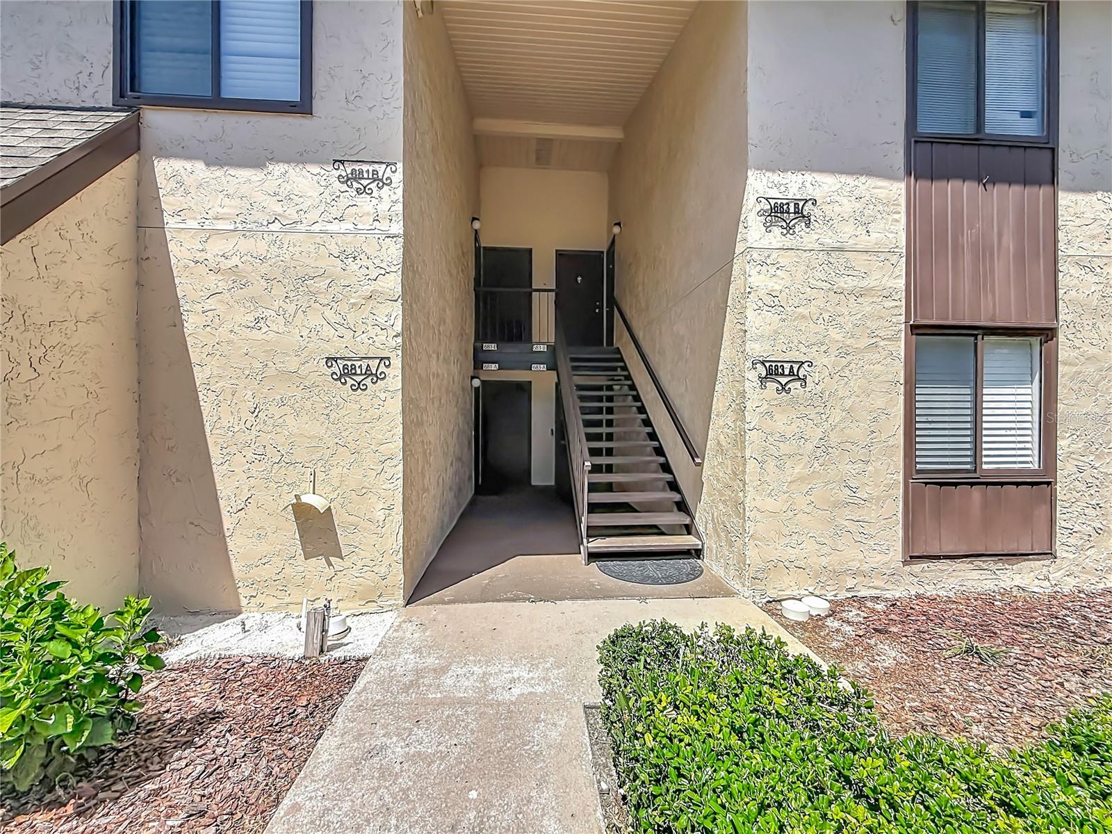 681 Midway Dr #a Property Photo 2