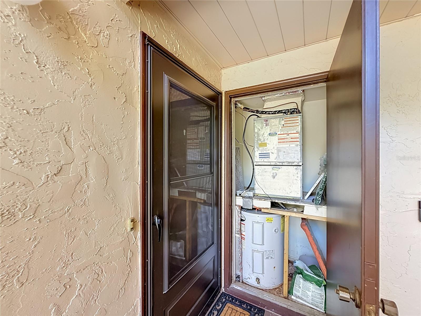 681 Midway Dr #a Property Photo 8