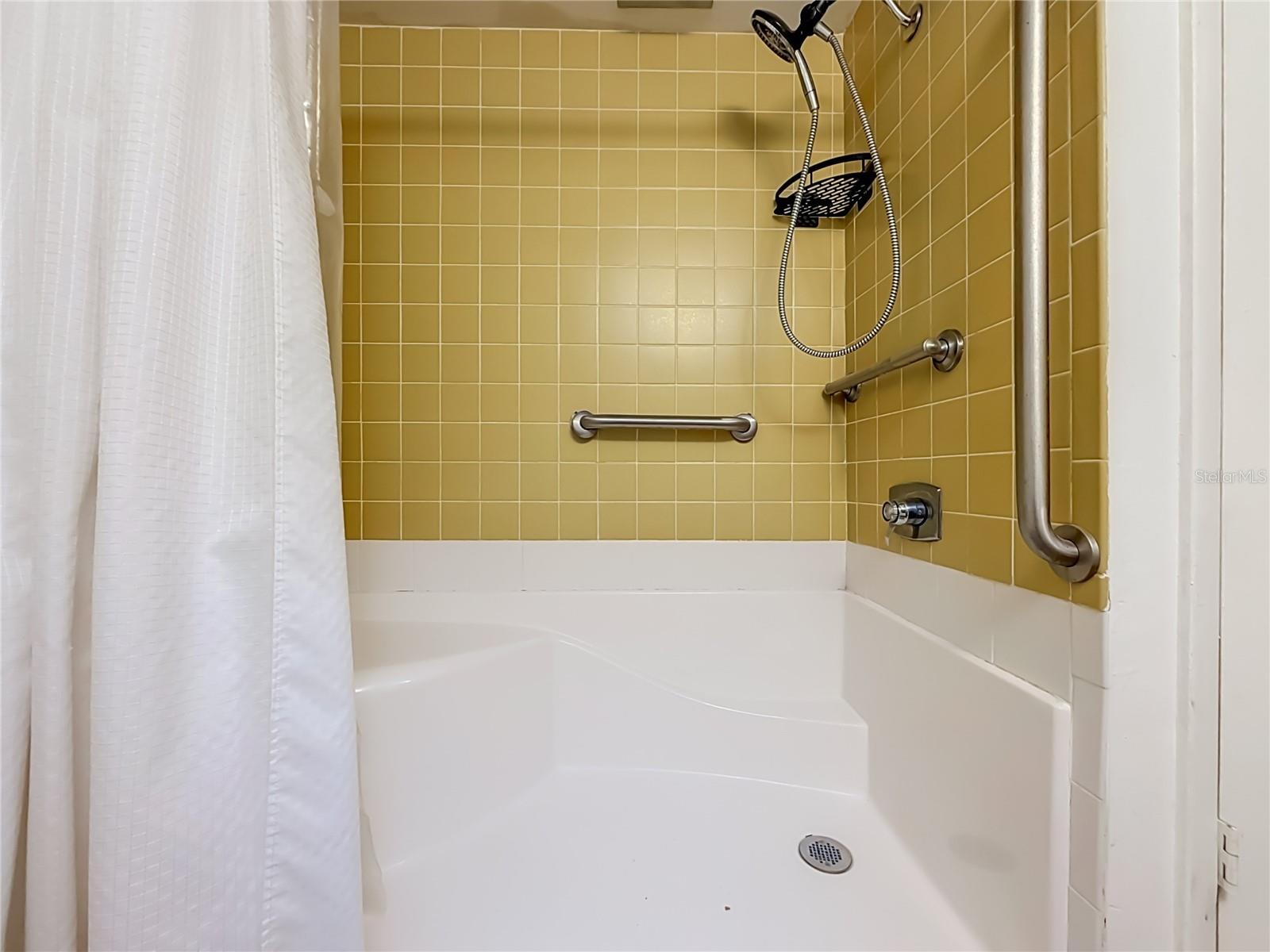 681 Midway Dr #a Property Photo 32