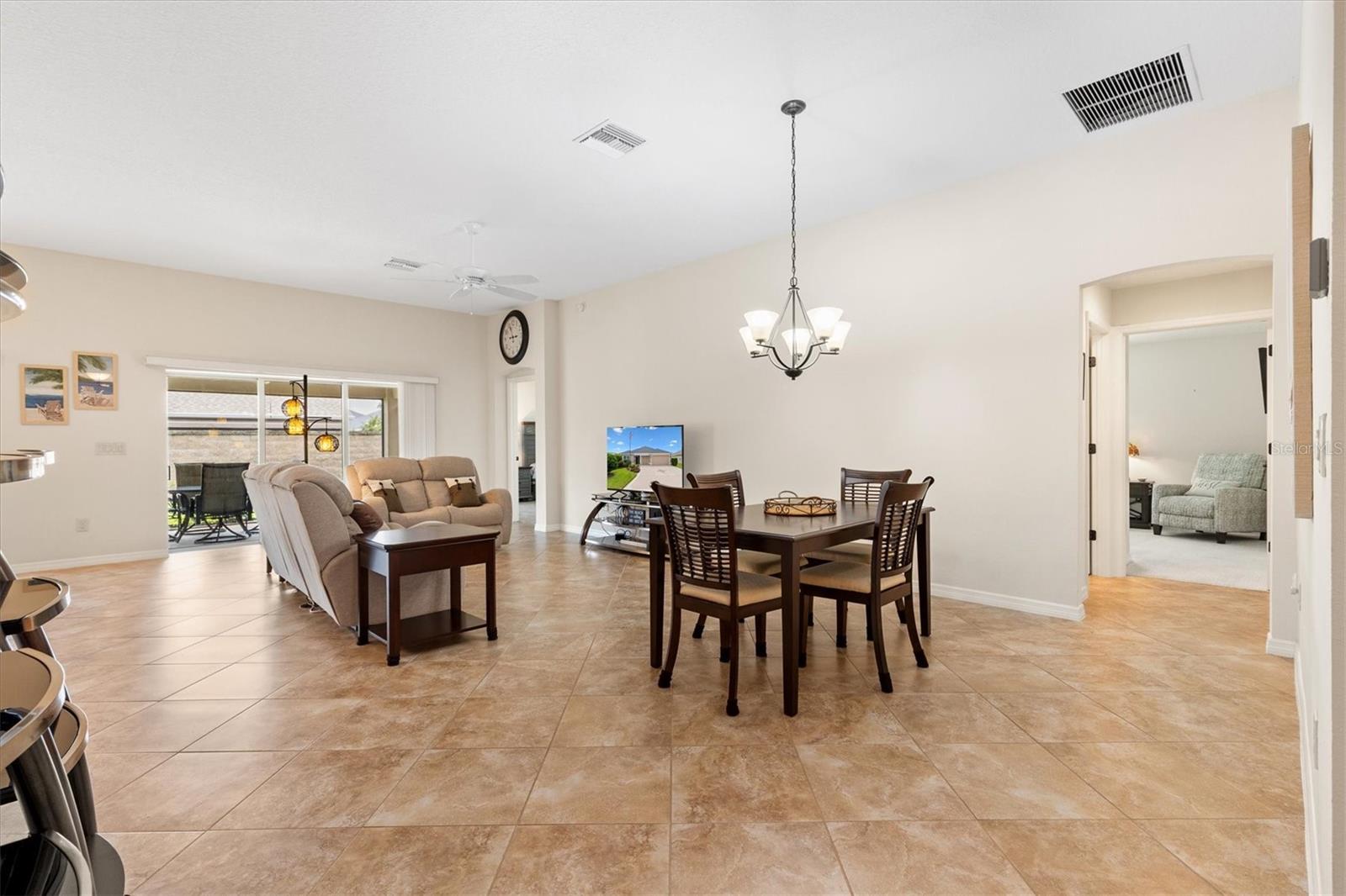 5996 Delphina Loop Property Photo 8