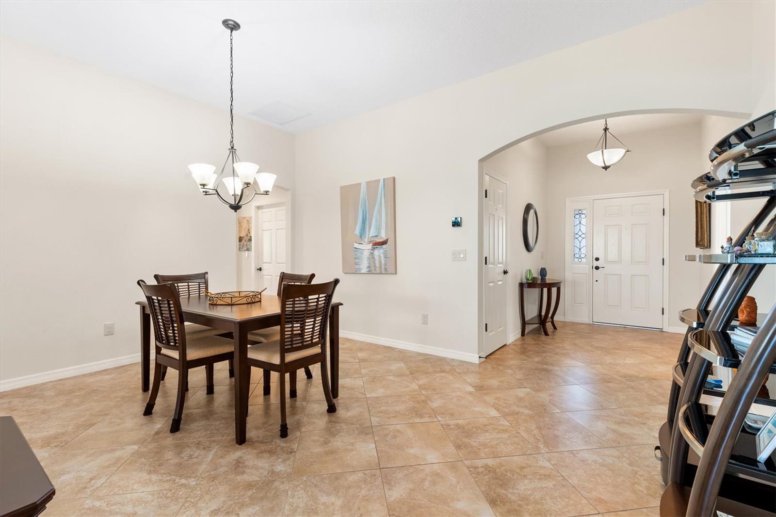 5996 Delphina Loop Property Photo 9
