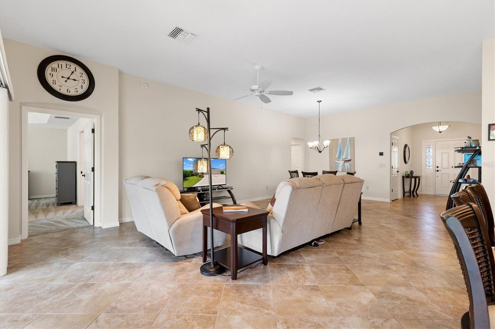 5996 Delphina Loop Property Photo 10