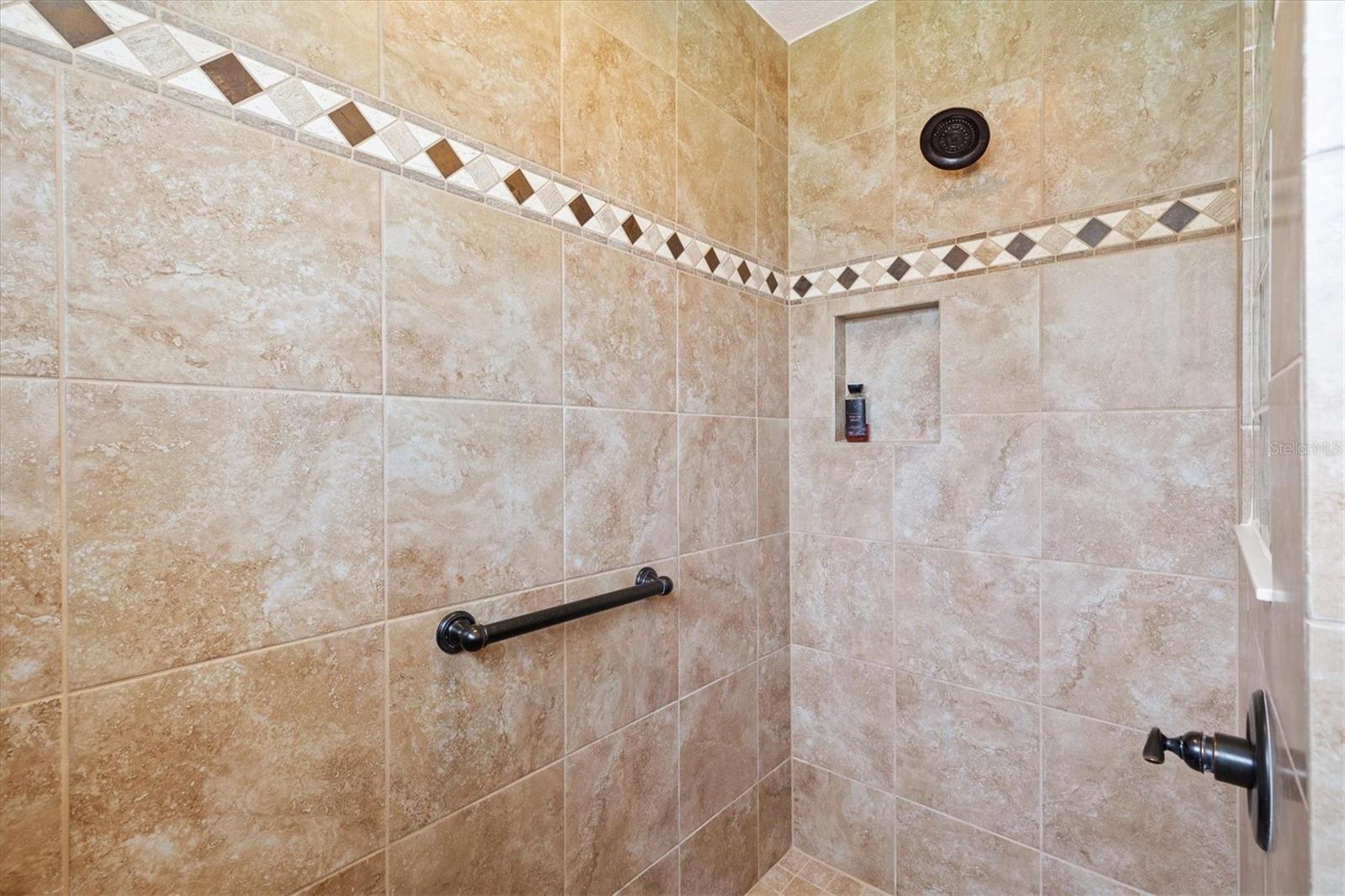 5996 Delphina Loop Property Photo 19