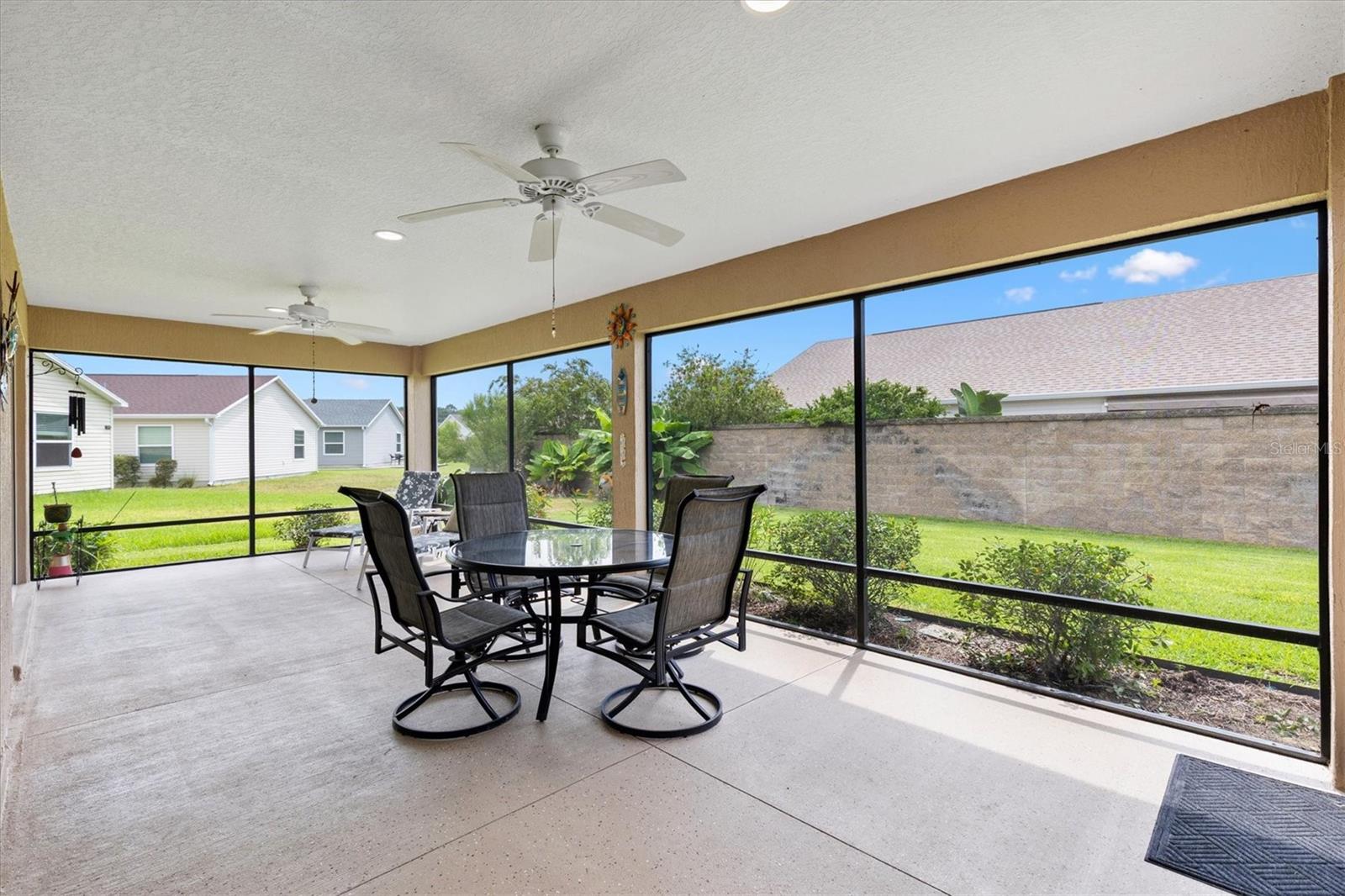 5996 Delphina Loop Property Photo 28