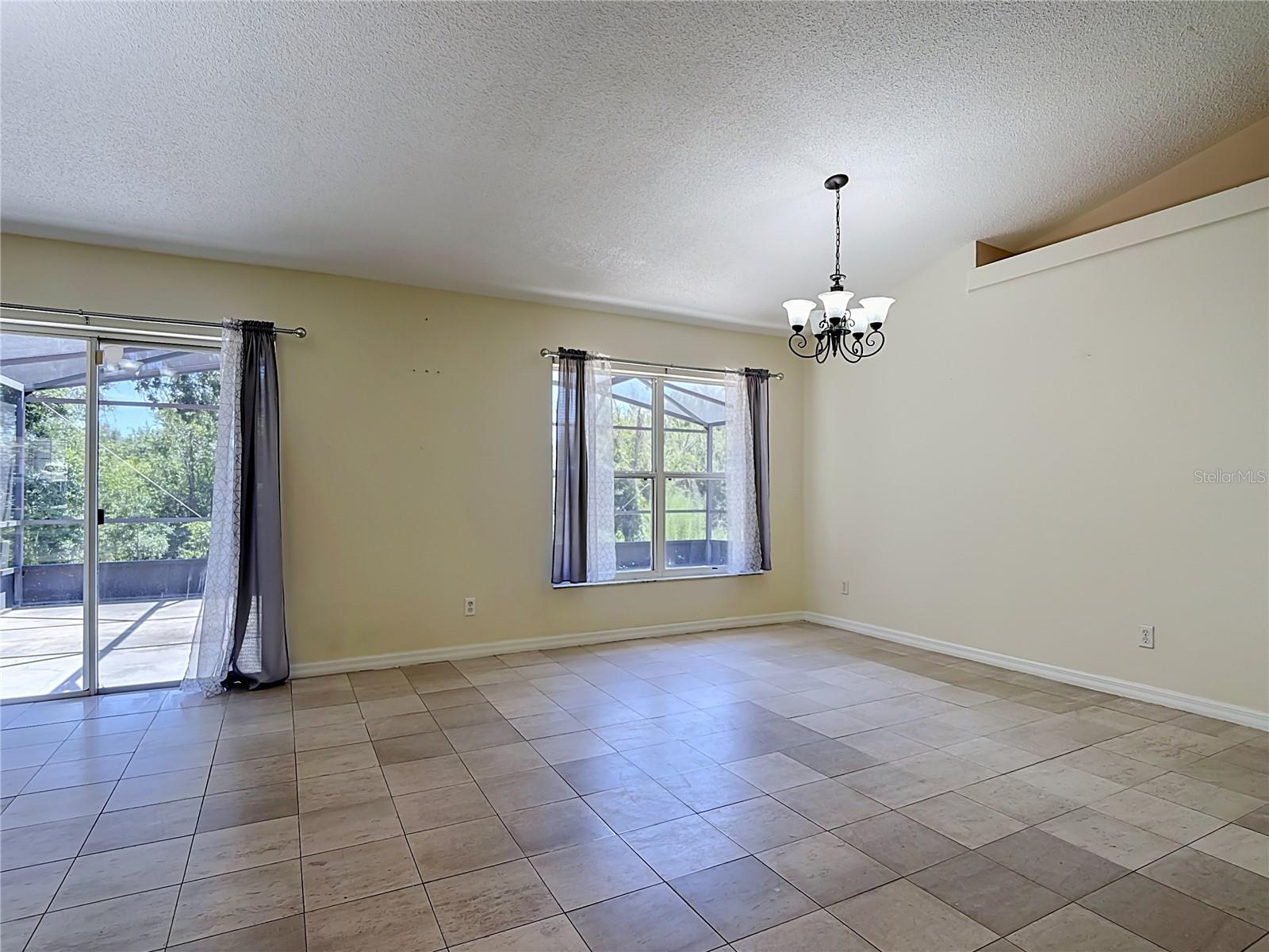 15405 Margaux Dr Property Photo 12