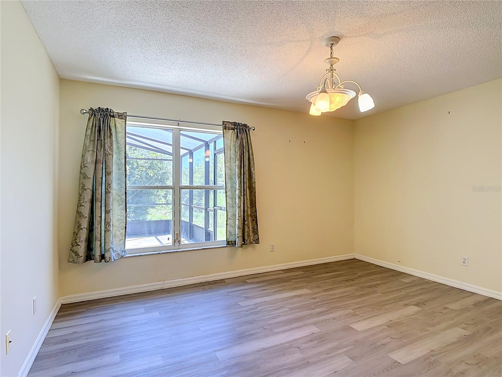 15405 Margaux Dr Property Photo 19