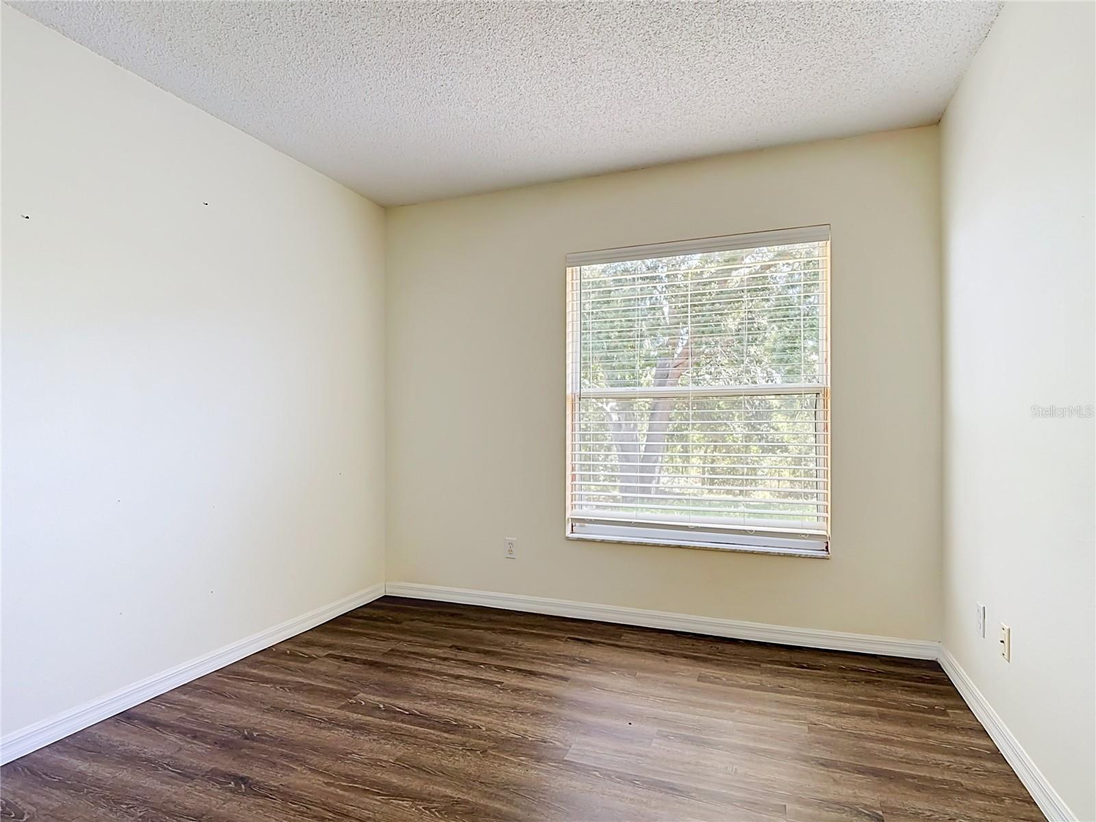 15405 Margaux Dr Property Photo 30