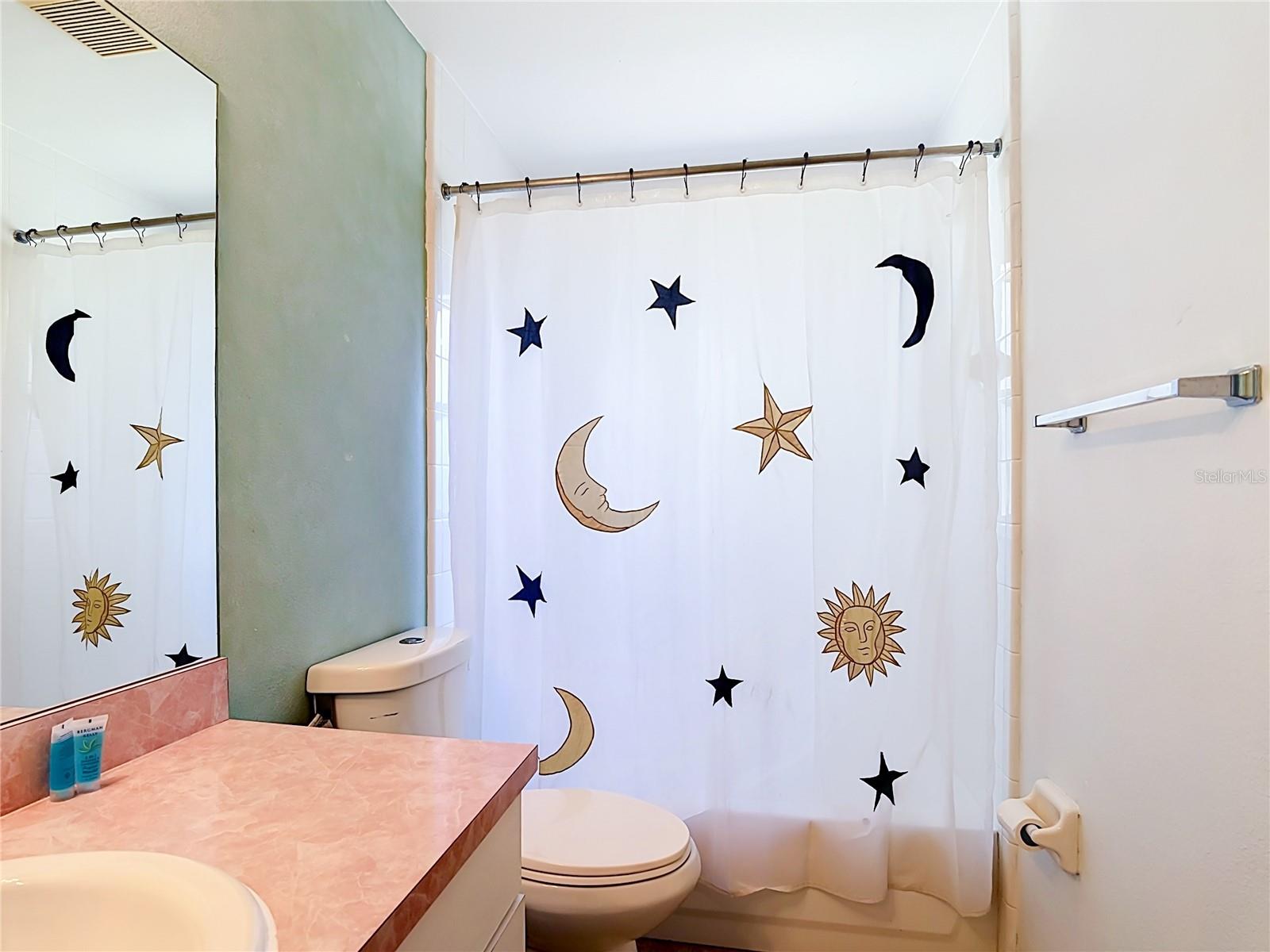 15405 Margaux Dr Property Photo 32