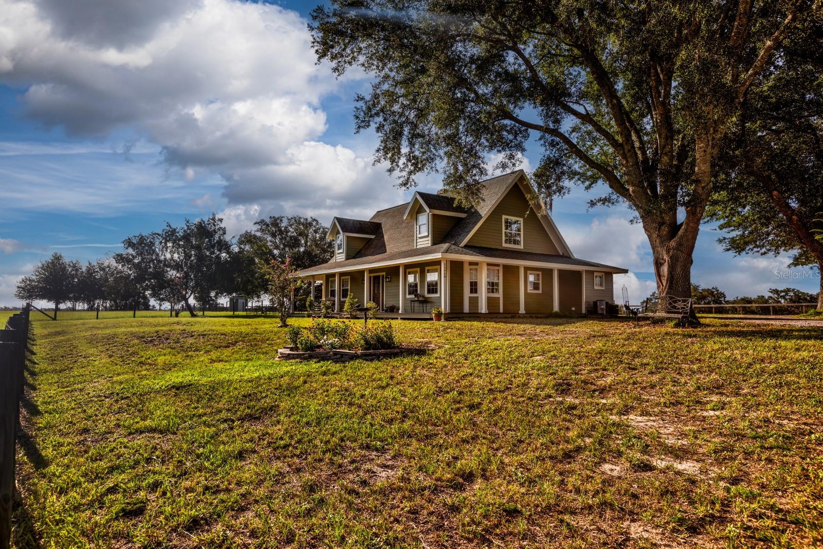 24948 Walkabout Ranch Rd Property Photo 3