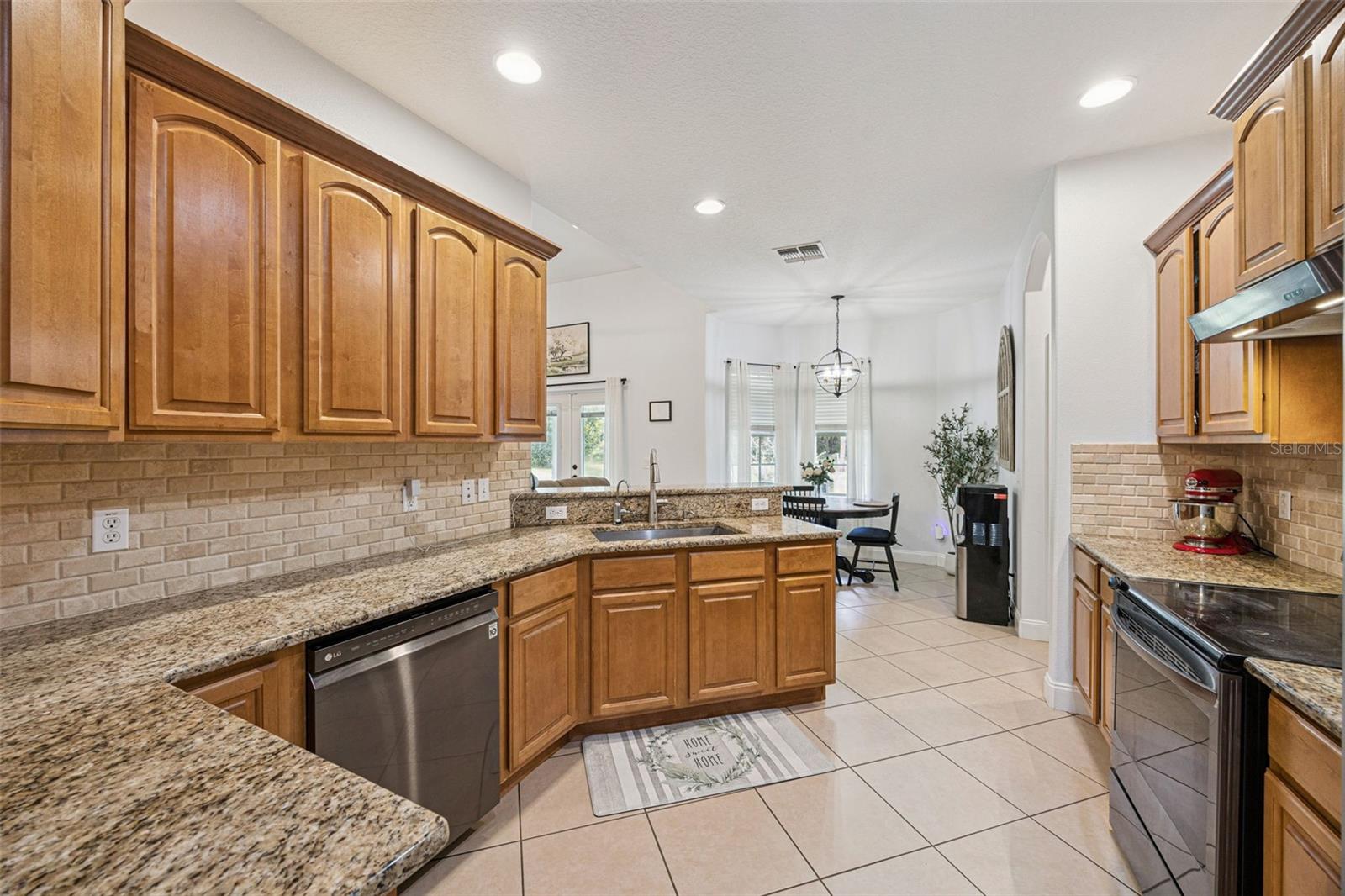 41220 Alder Way Property Photo 12