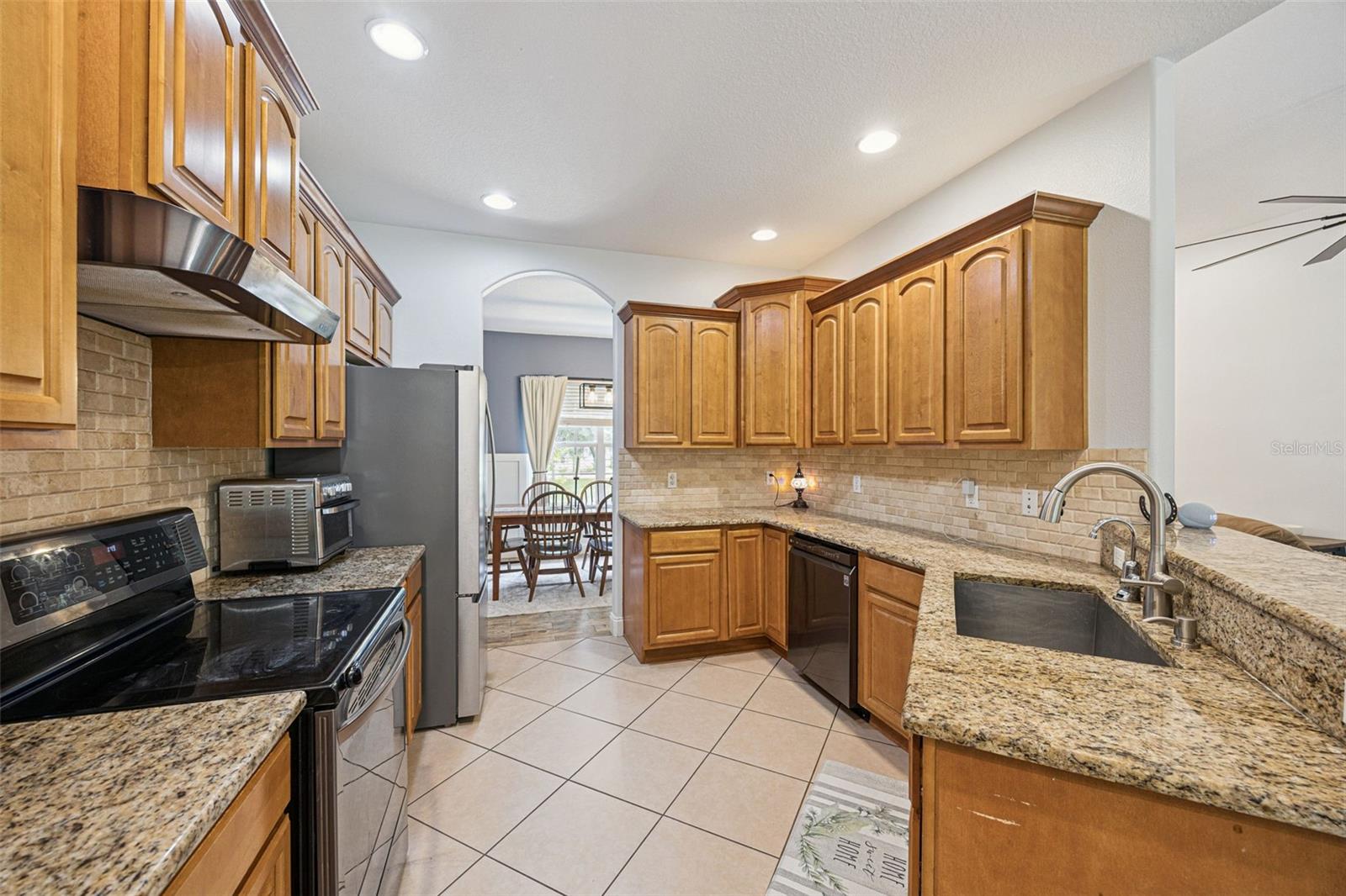 41220 Alder Way Property Photo 13