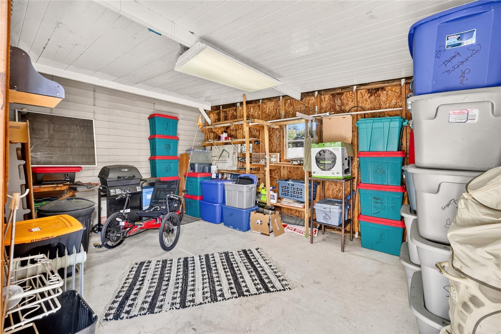 1215 Panama Pl Property Photo 35