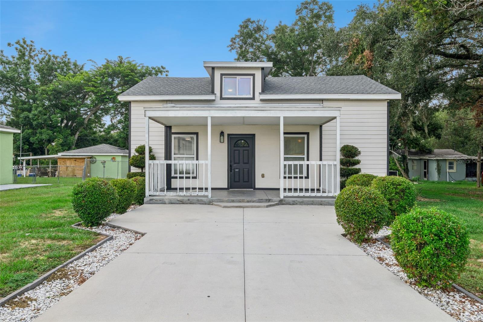306 S Disston Ave Property Photo 1