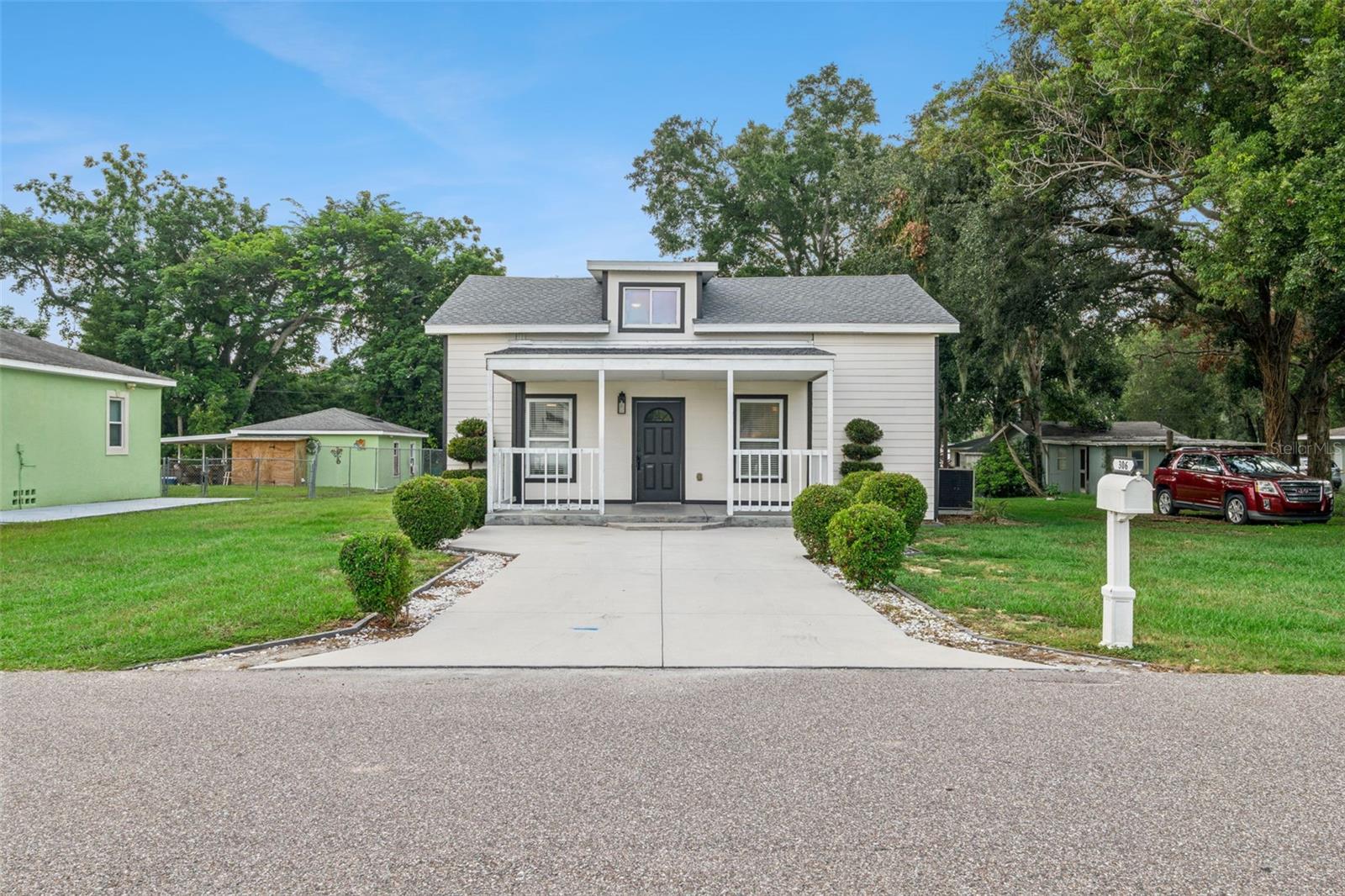 306 S Disston Ave Property Photo 4