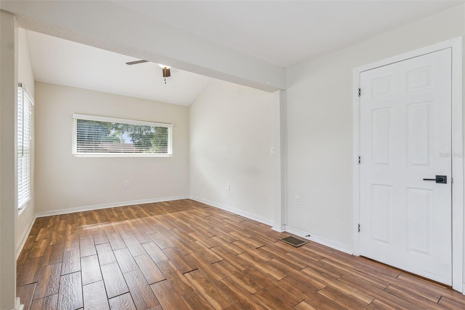 306 S Disston Ave Property Photo 16