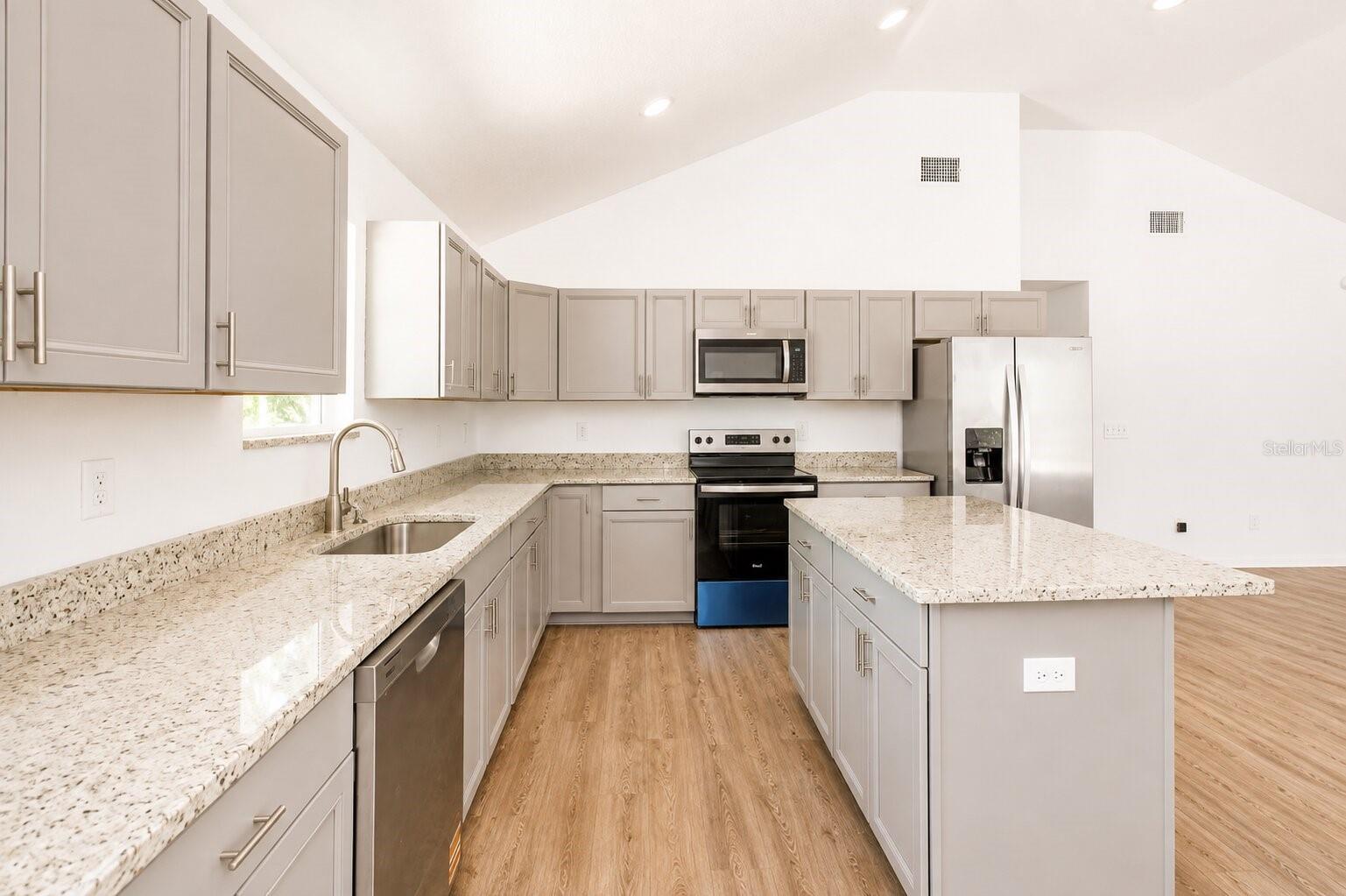 4839 Cr 686 Property Photo 10