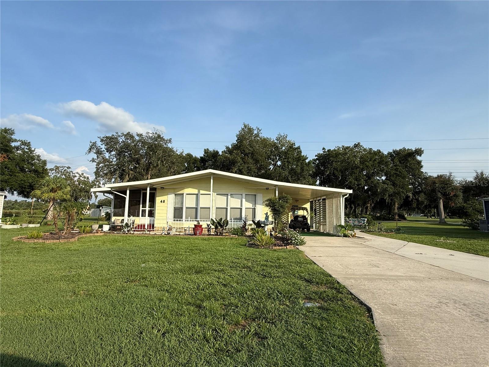 48 S Bobwhite Rd Property Photo 1