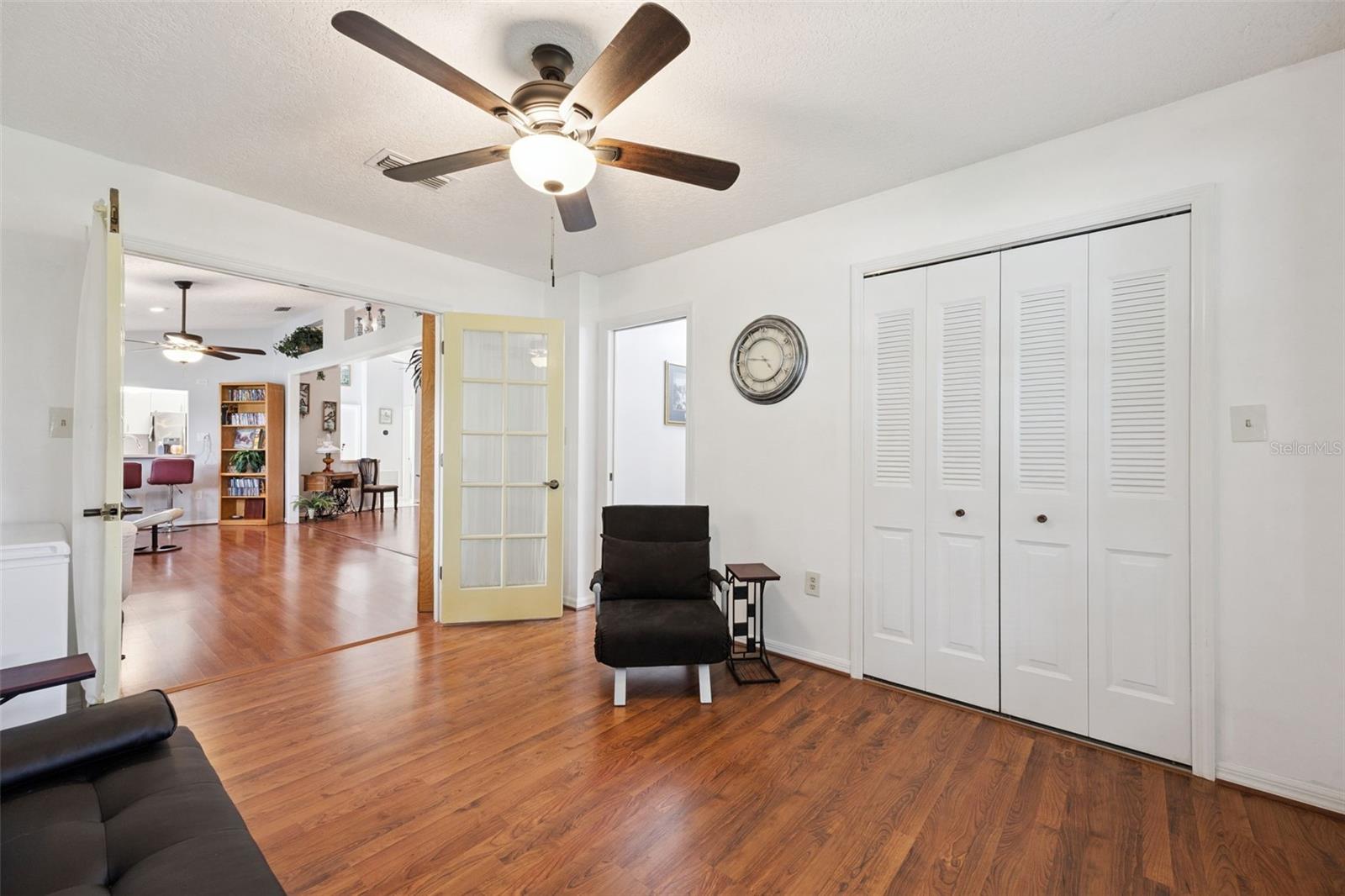 480 Lake Forest Cir Property Photo 18