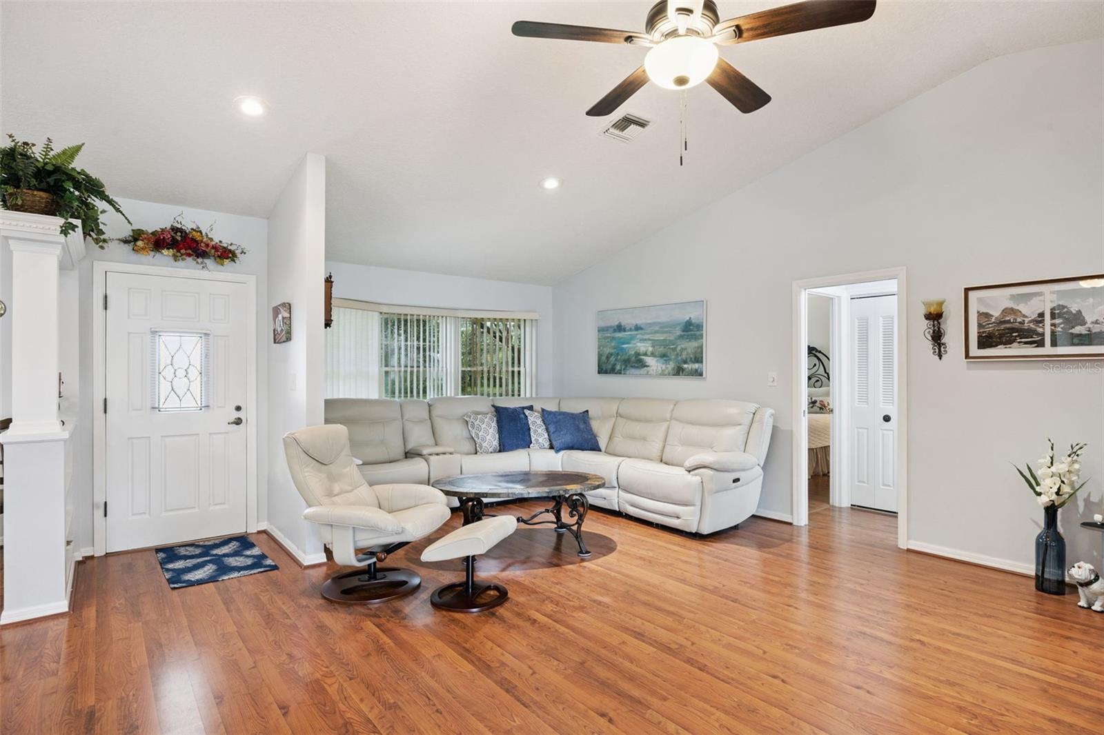 480 Lake Forest Cir Property Photo 30