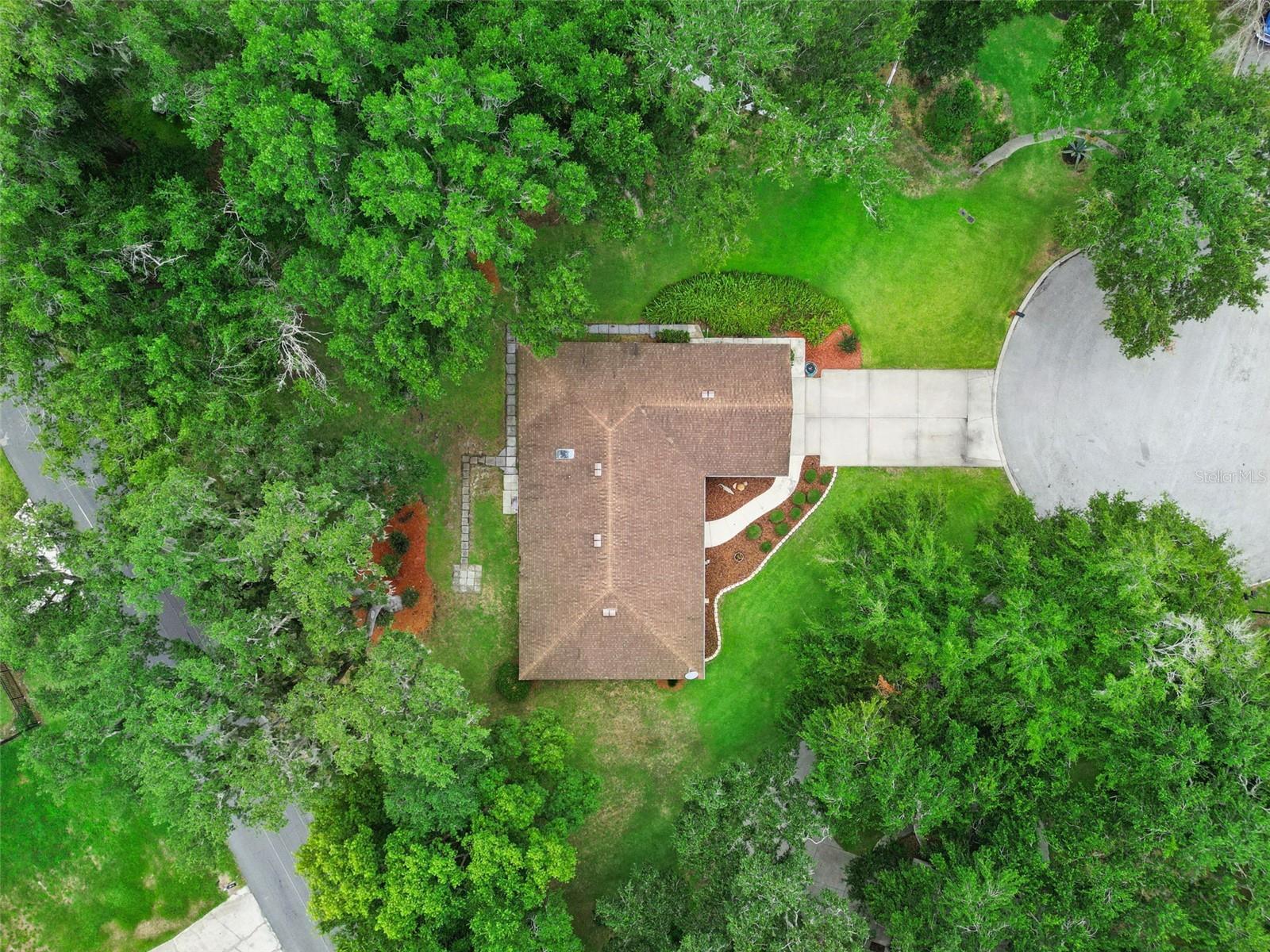 480 Lake Forest Cir Property Photo 40