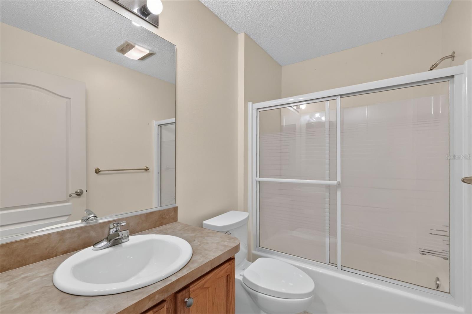 1557 Oak Forest Dr Property Photo 39