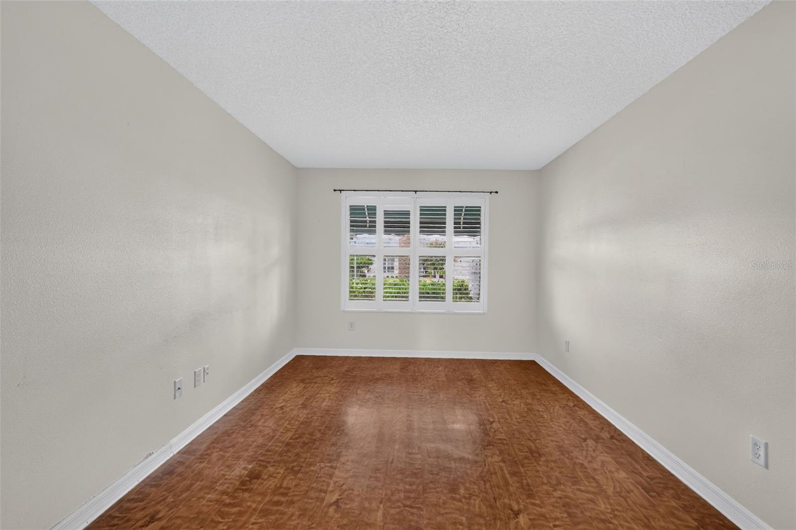 1557 Oak Forest Dr Property Photo 41