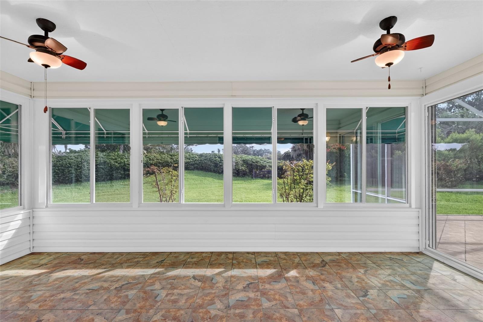 1557 Oak Forest Dr Property Photo 46