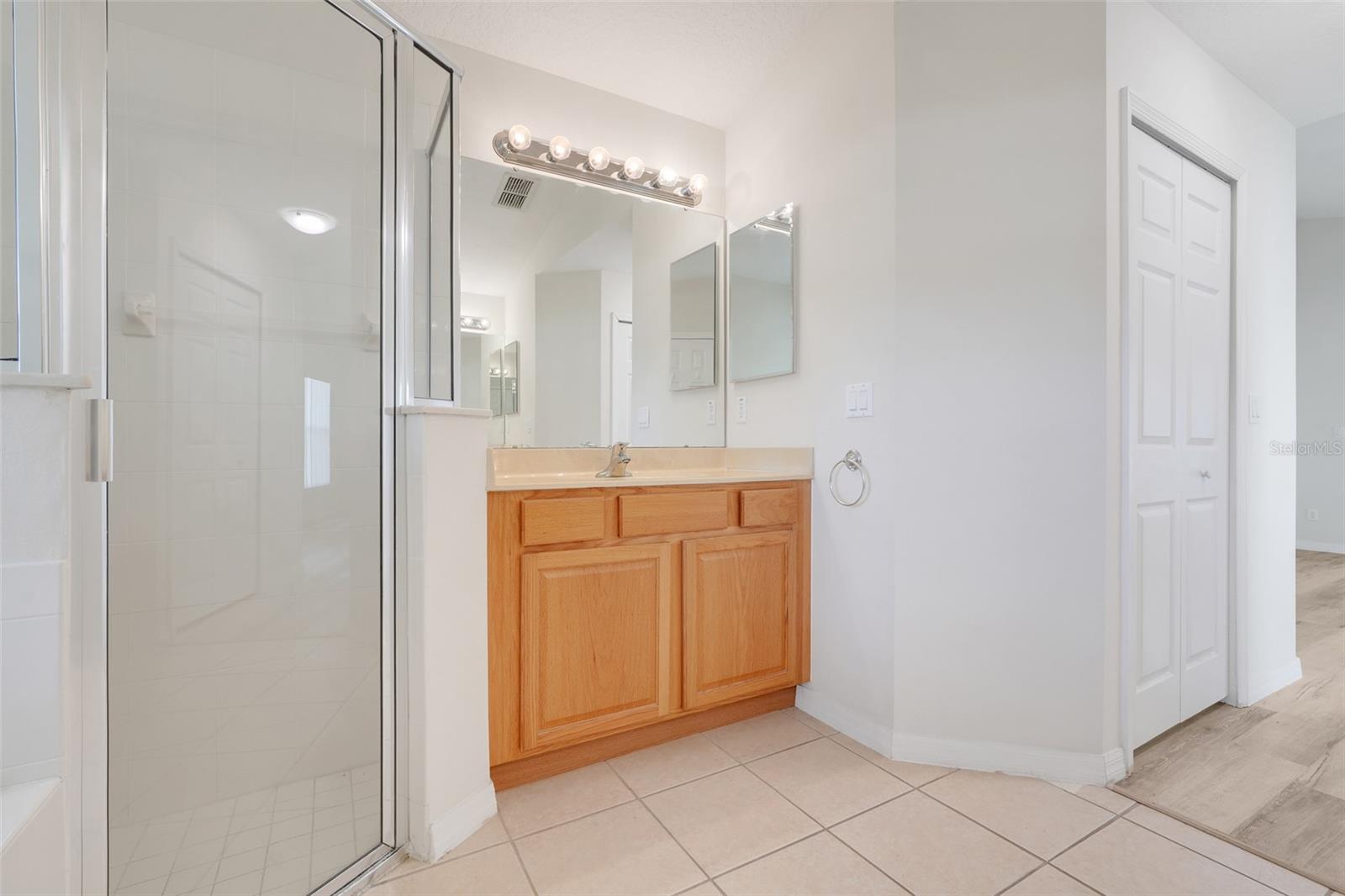 12900 Cloverdale Ln Property Photo 20