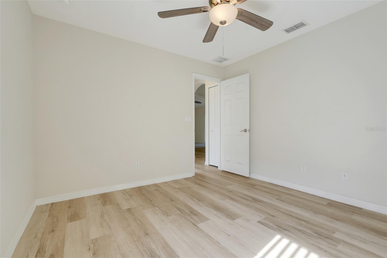 12900 Cloverdale Ln Property Photo 23