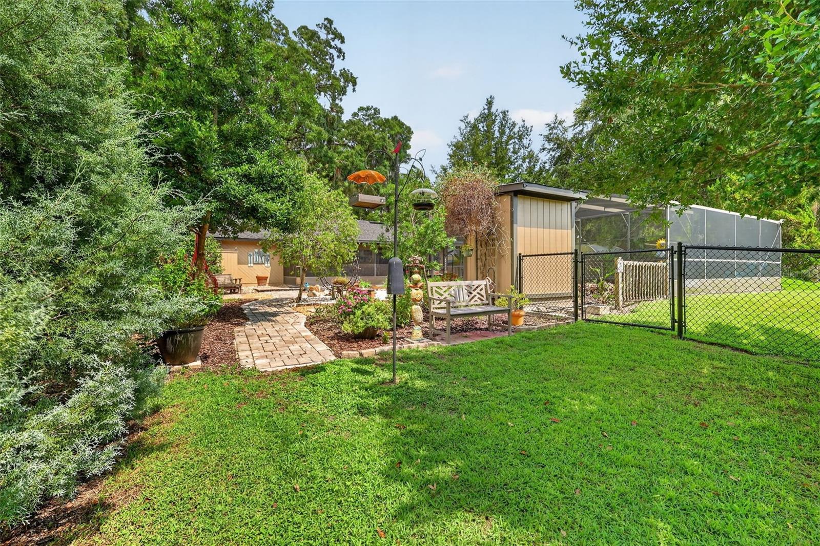2115 Suzanne Dr Property Photo 34