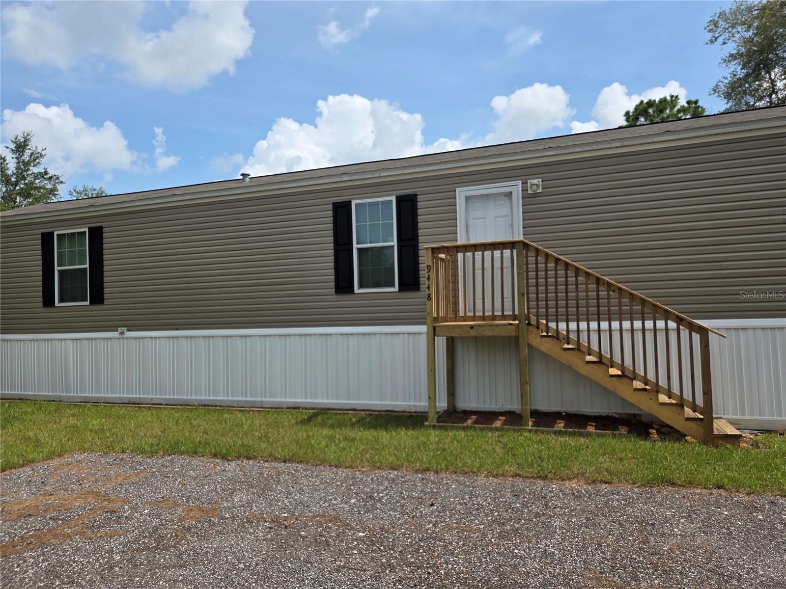 9448 Rousseau St Property Photo 4