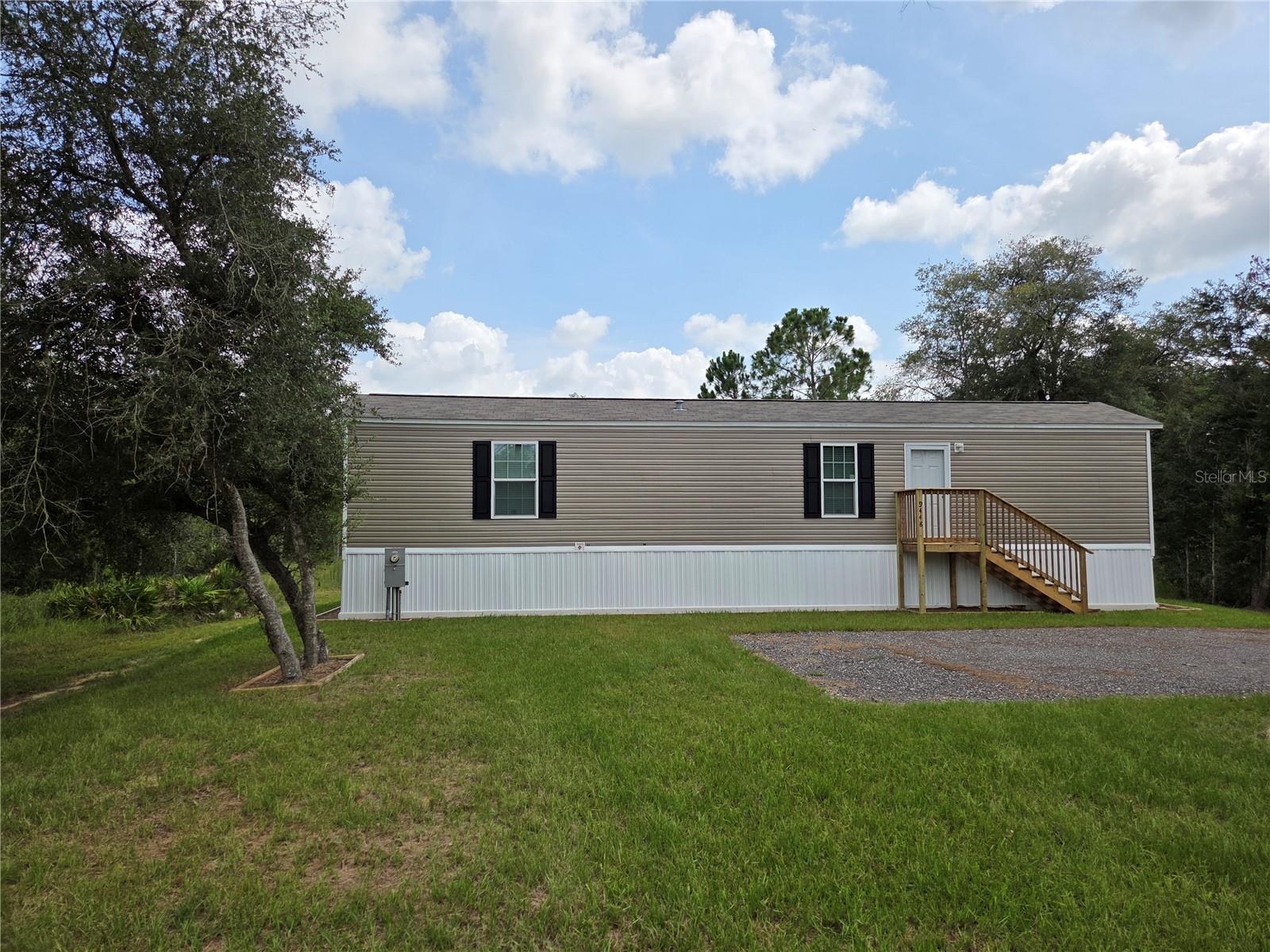 9448 Rousseau St Property Photo 5