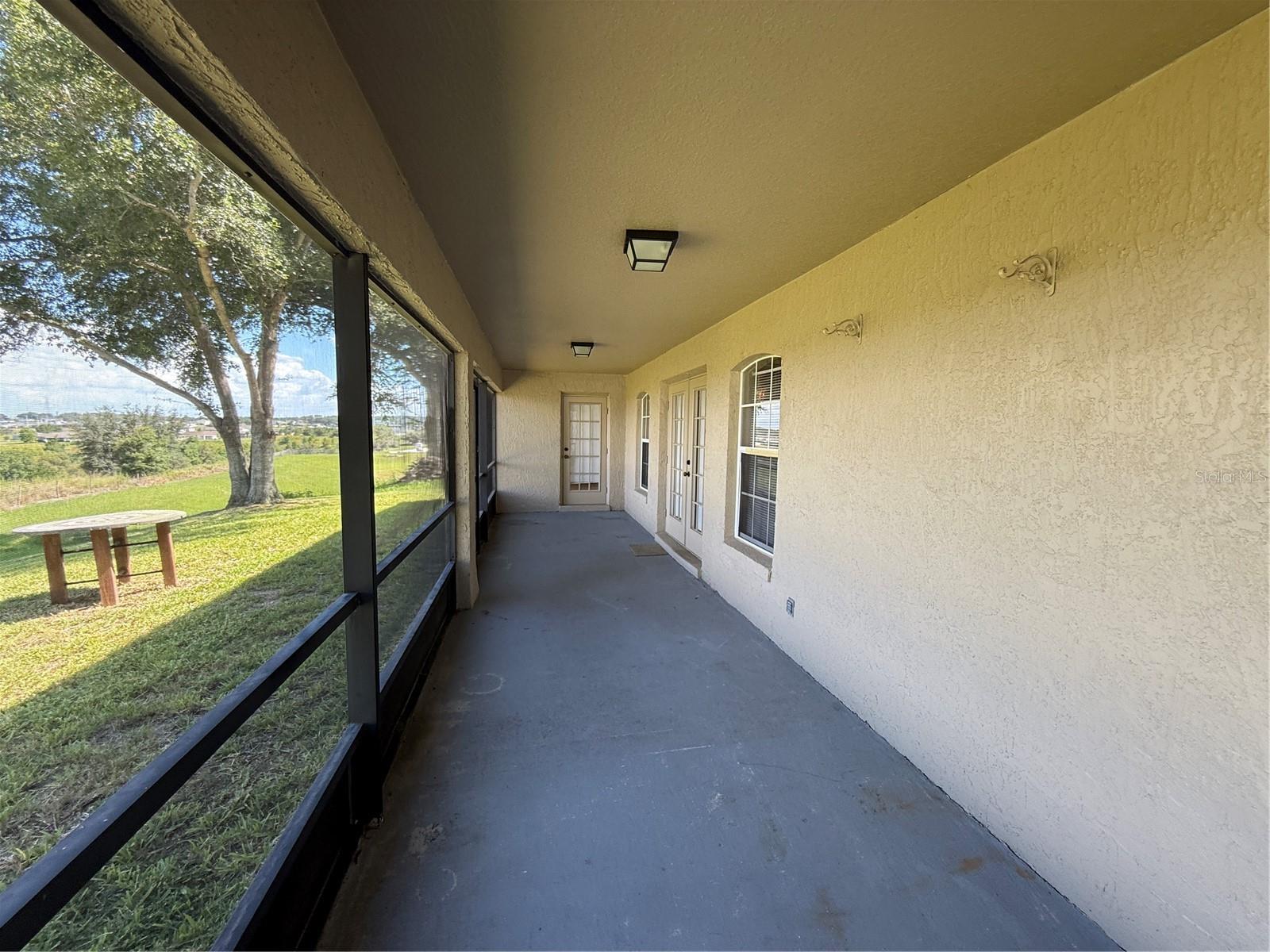 2735 Cedaridge Cir Property Photo 10