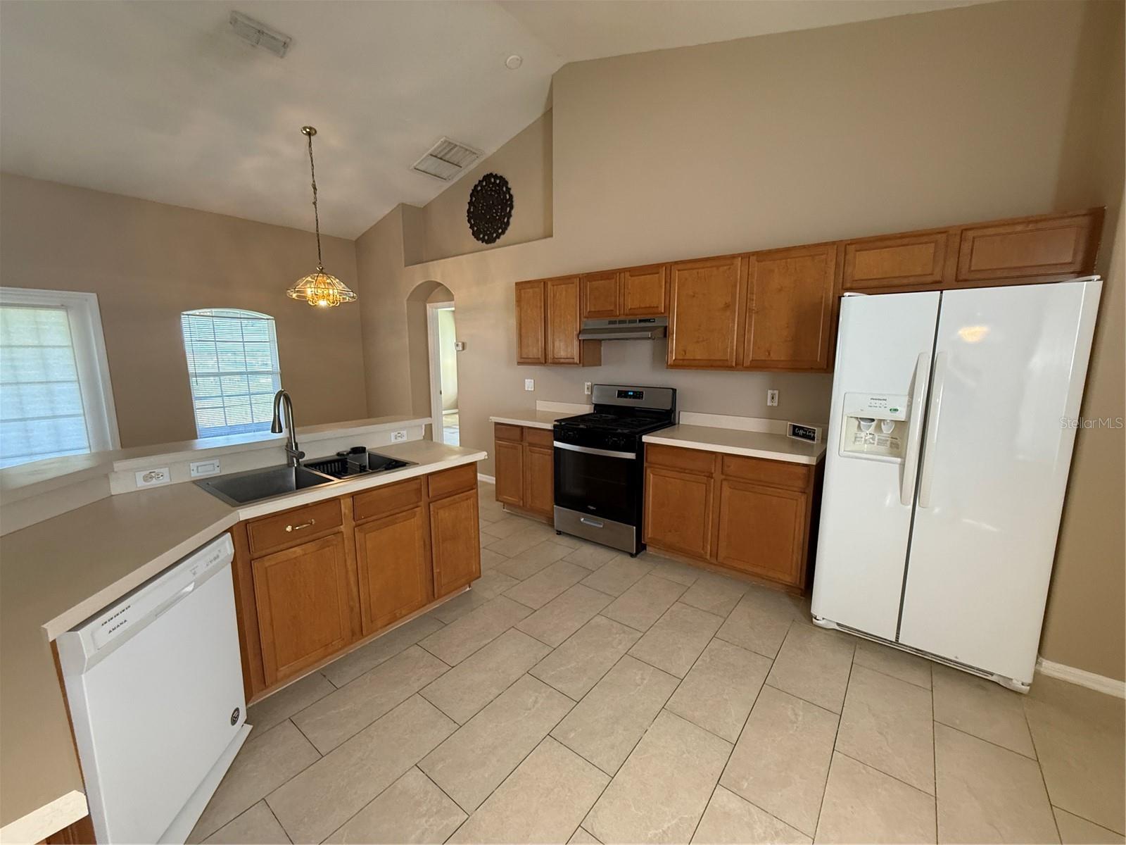 2735 Cedaridge Cir Property Photo 12