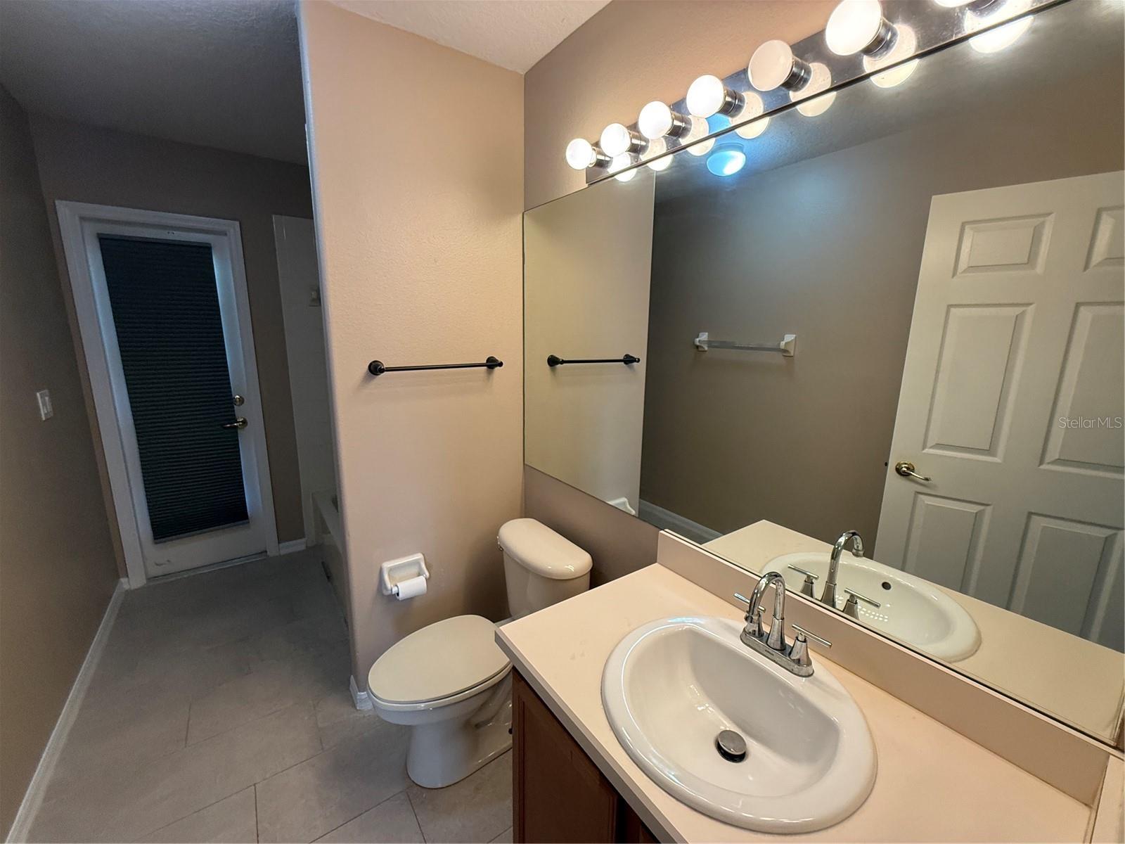 2735 Cedaridge Cir Property Photo 17