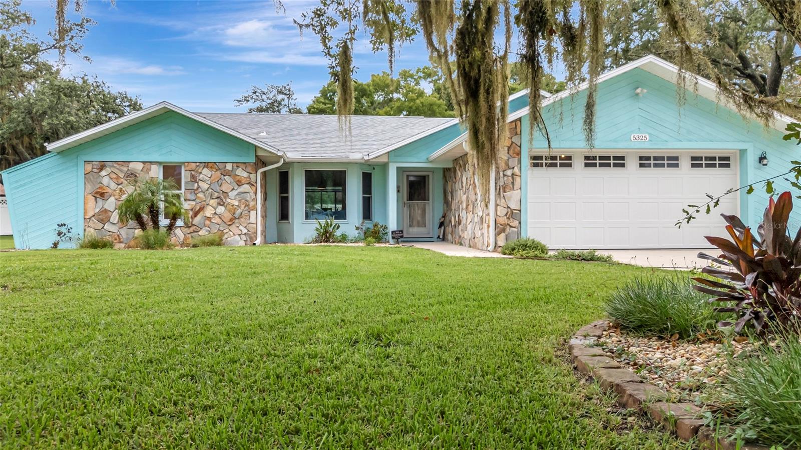 5325 ABAGAIL DR Property Photo 1
