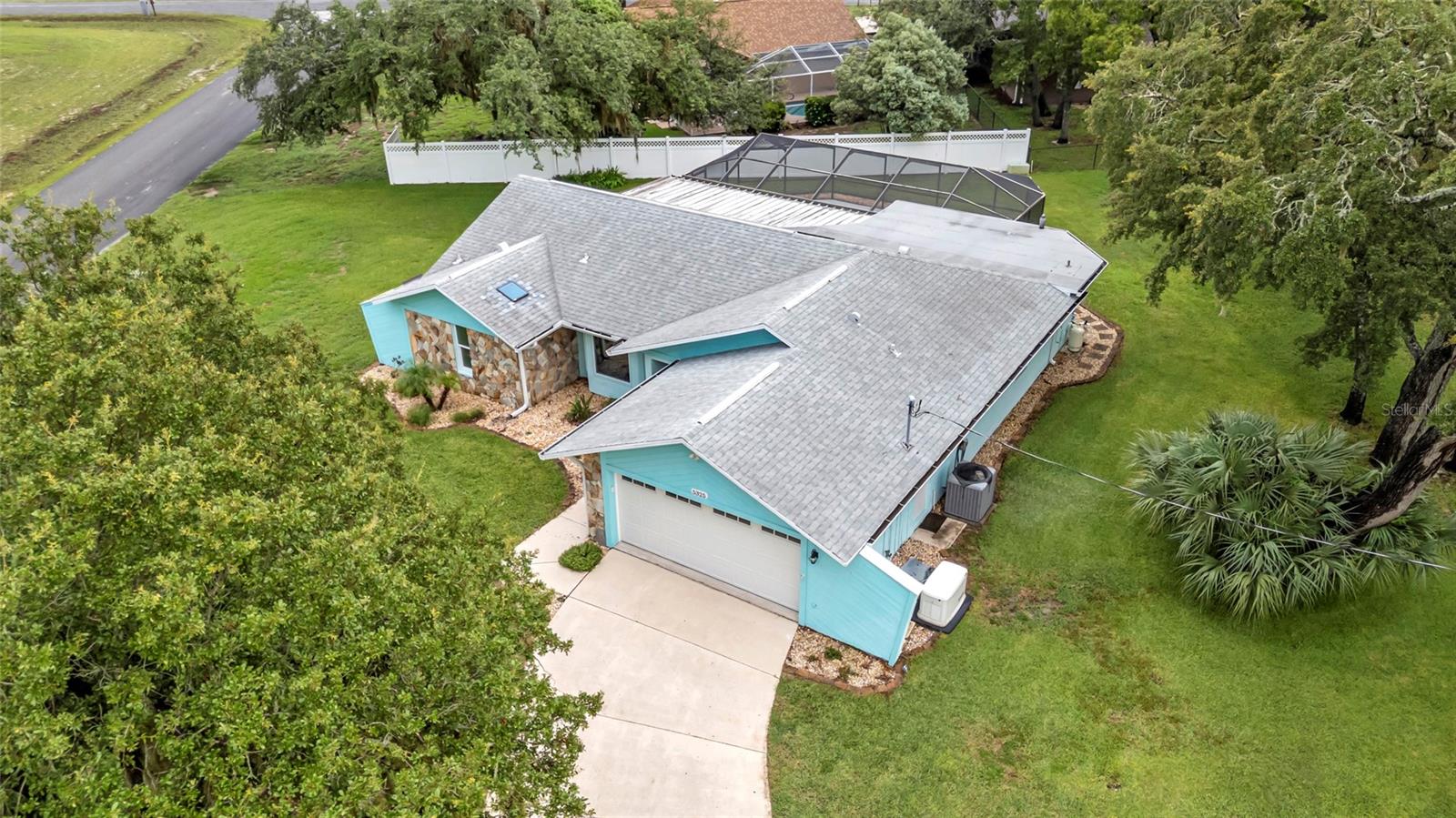 5325 Abagail Dr Property Photo 3