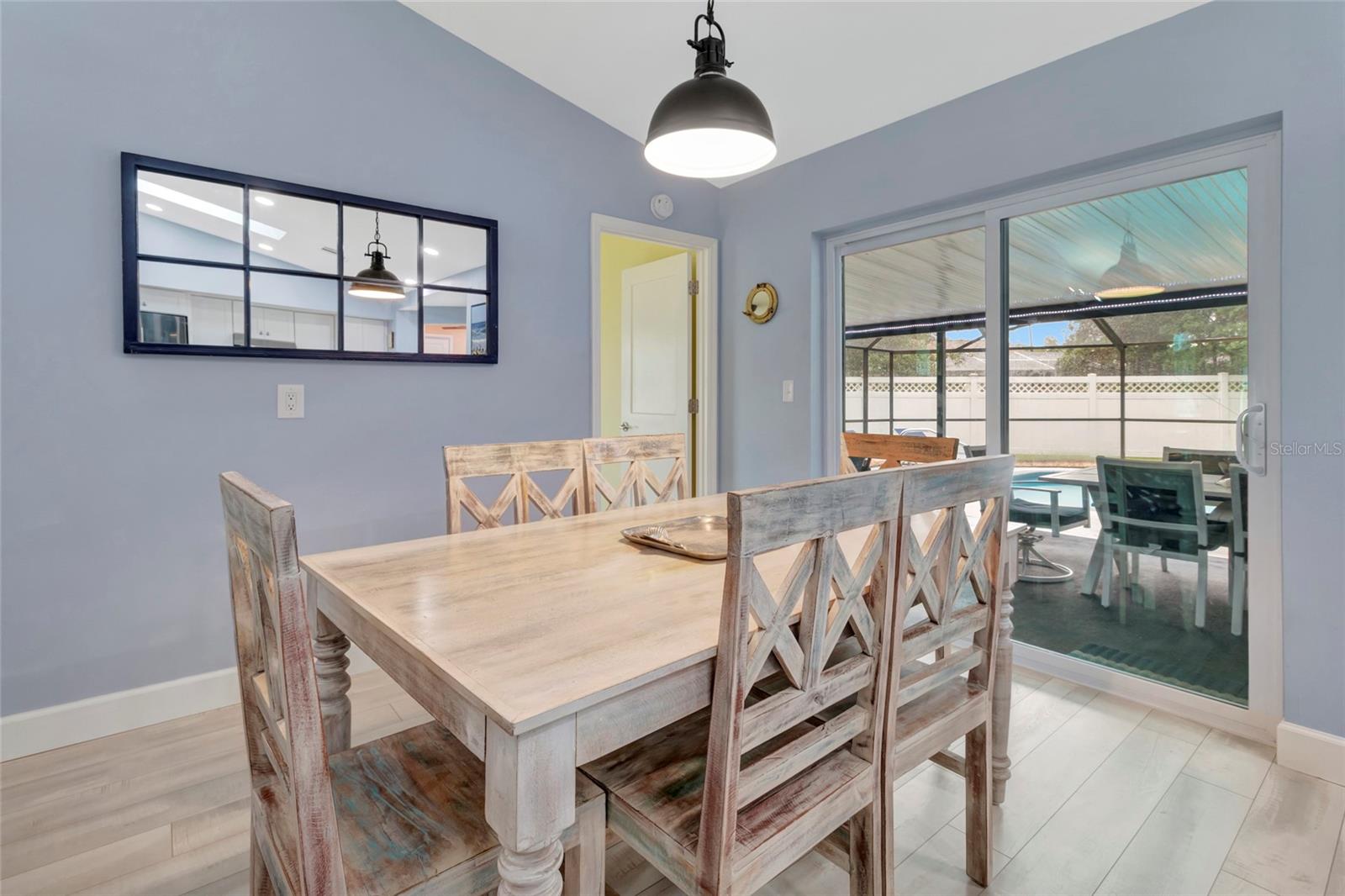 5325 Abagail Dr Property Photo 8