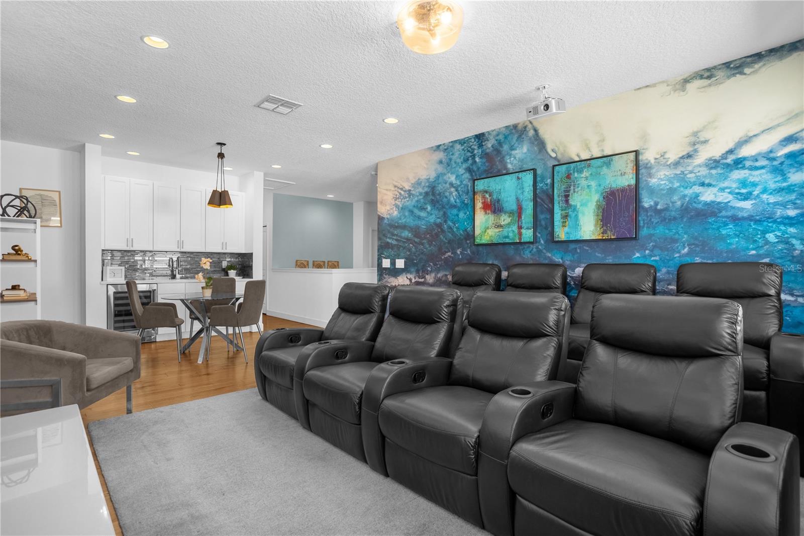 537 Marcello Blvd Property Photo 14