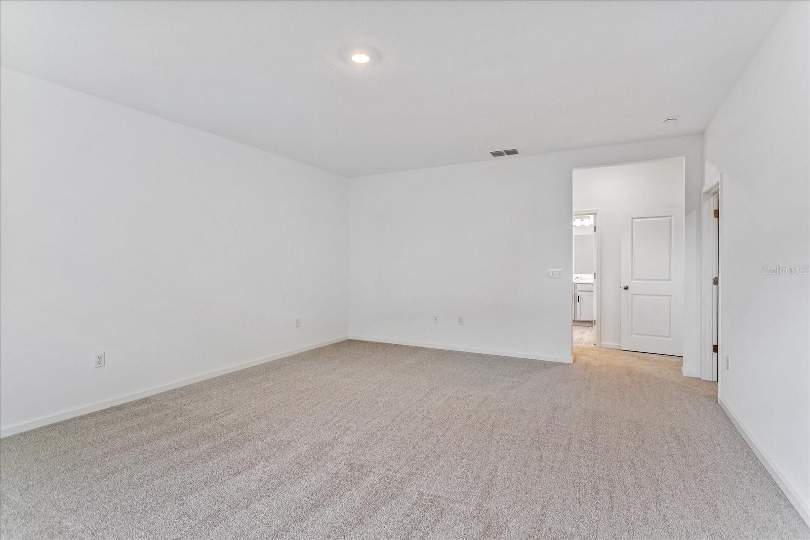 5415 Nickerbean St Property Photo 11