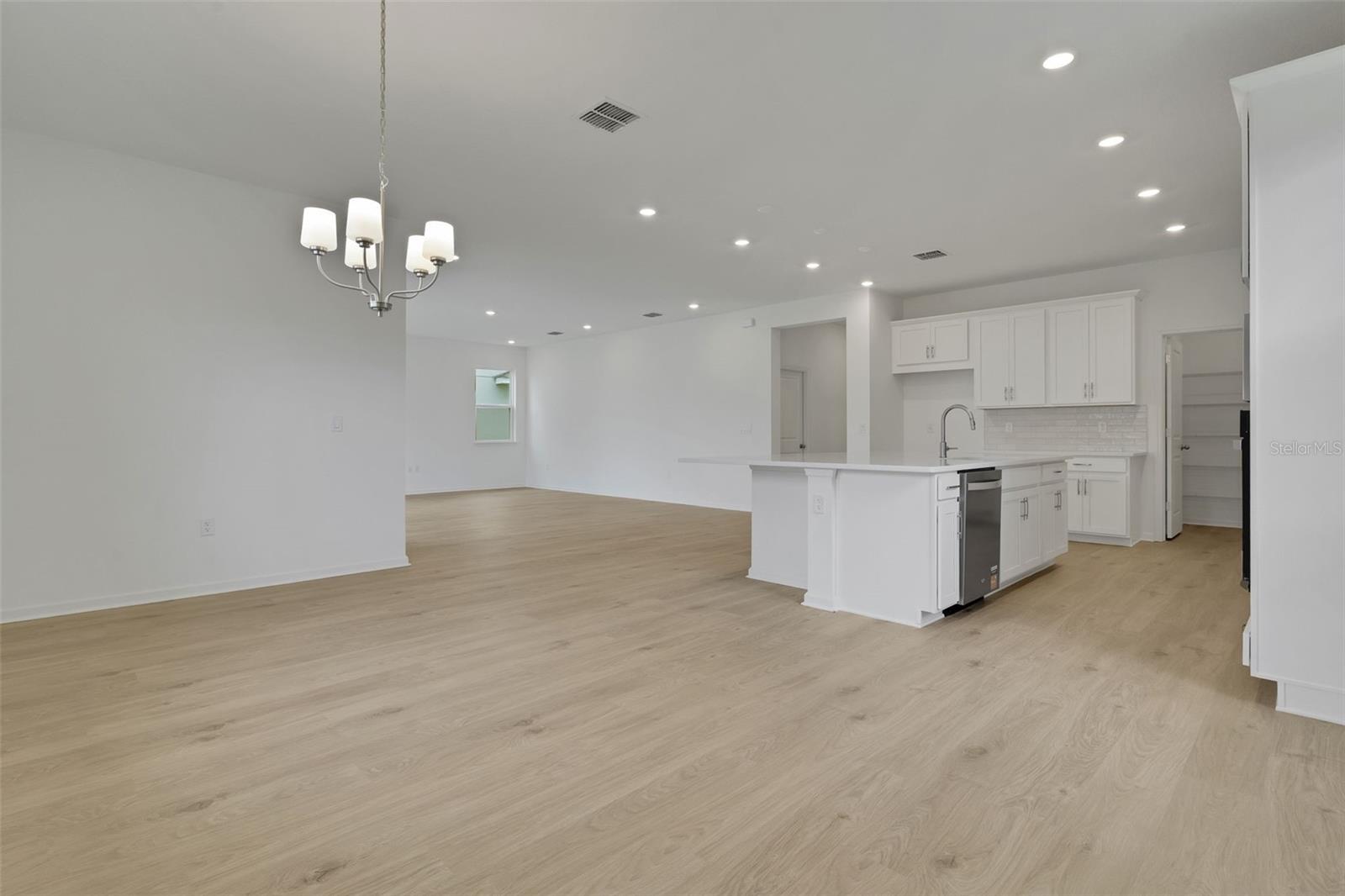 5415 Nickerbean St Property Photo 21