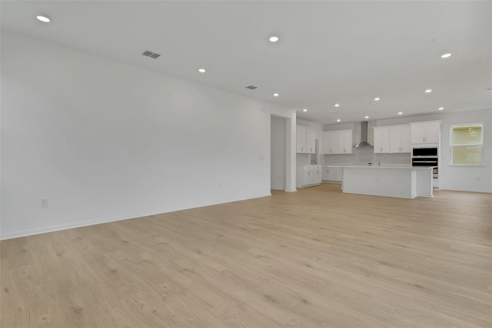 5415 Nickerbean St Property Photo 25