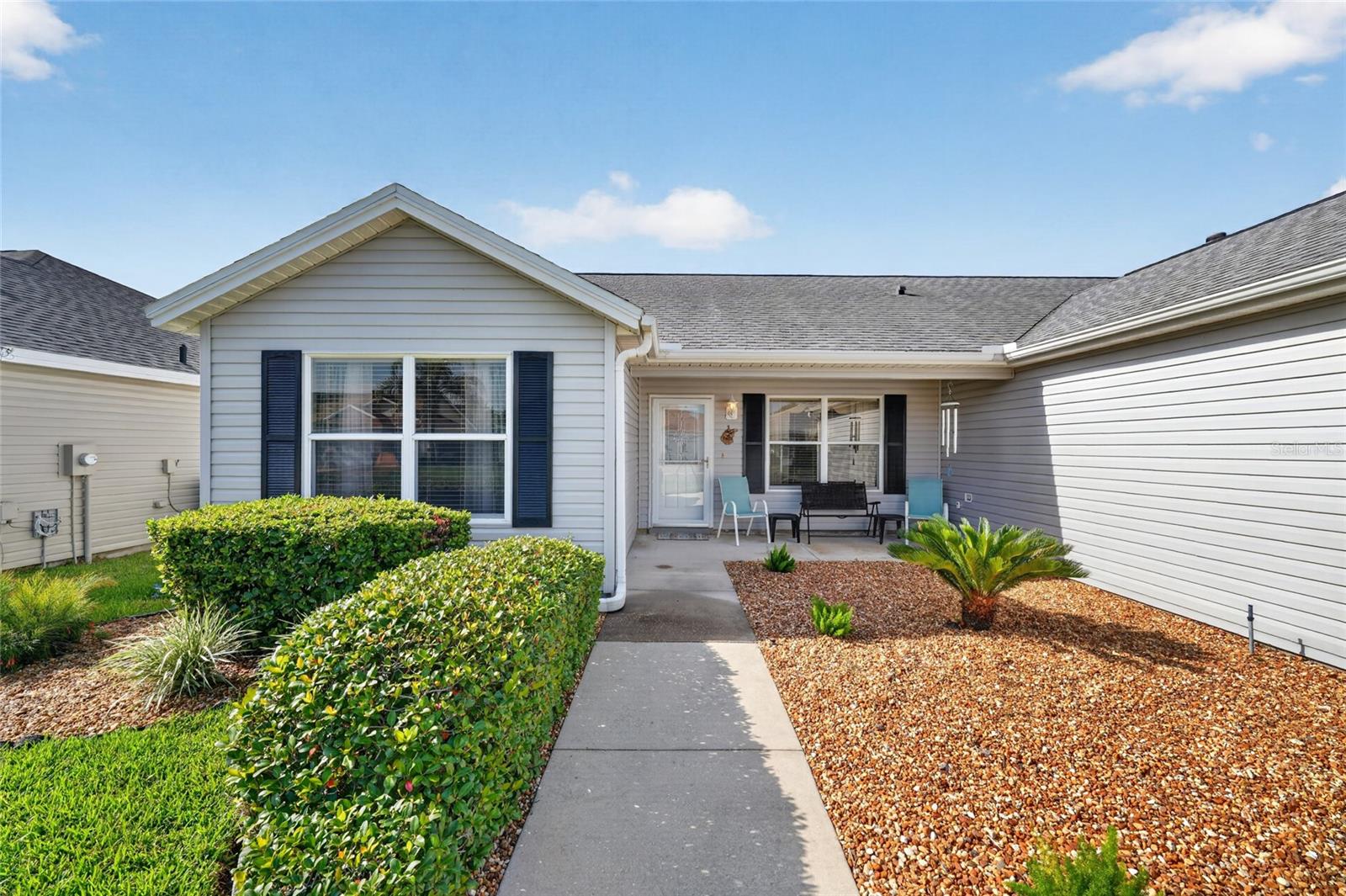 1952 Ardmore Way Property Photo 1