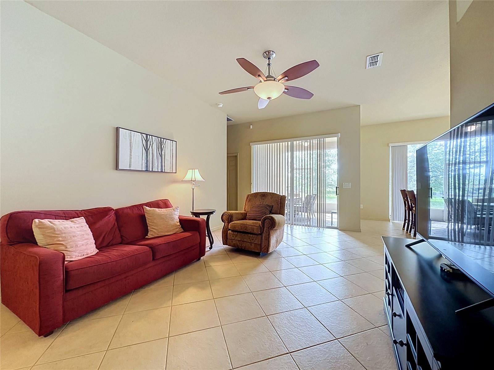 122 Flame Vine Way Property Photo 10