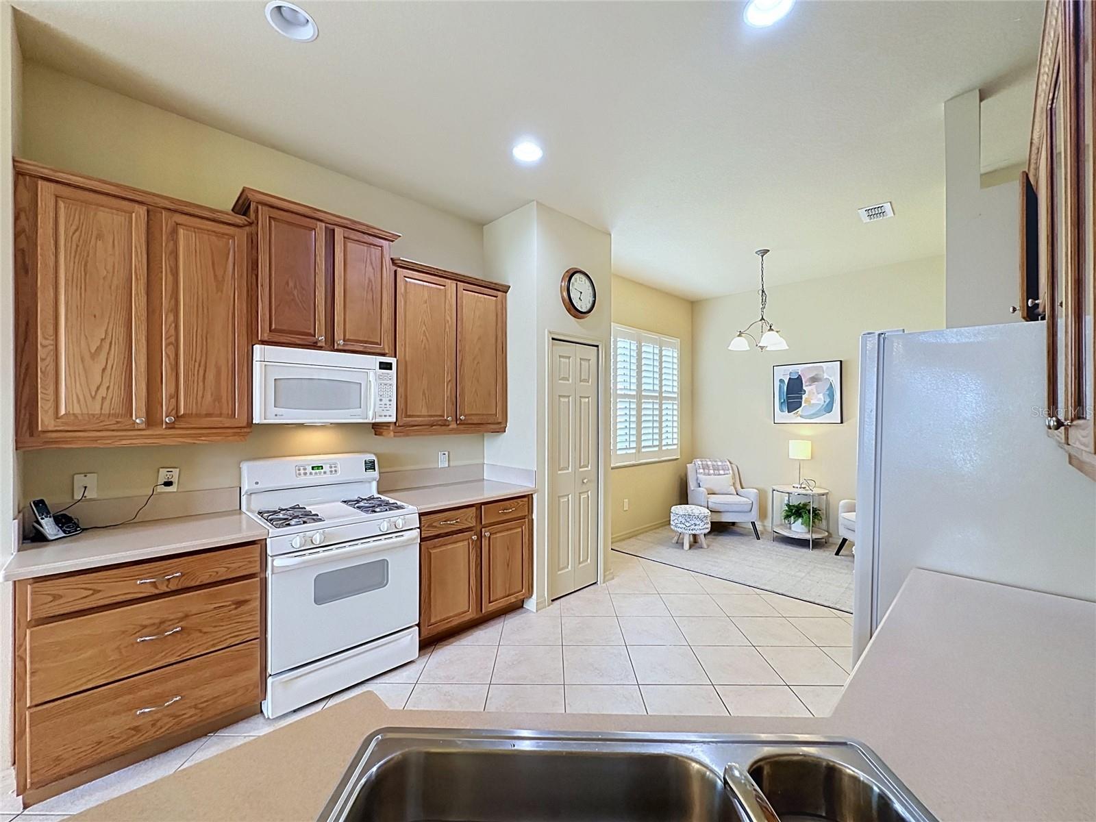 122 Flame Vine Way Property Photo 19
