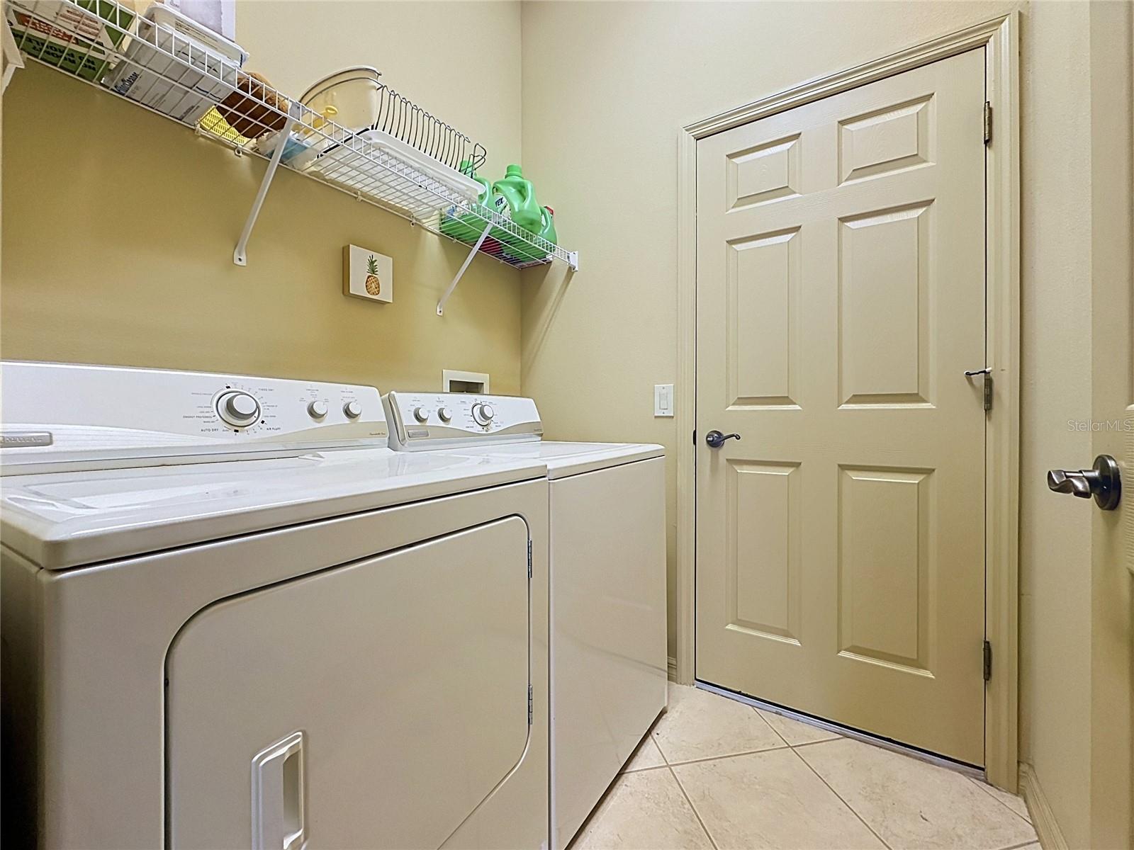 122 Flame Vine Way Property Photo 39