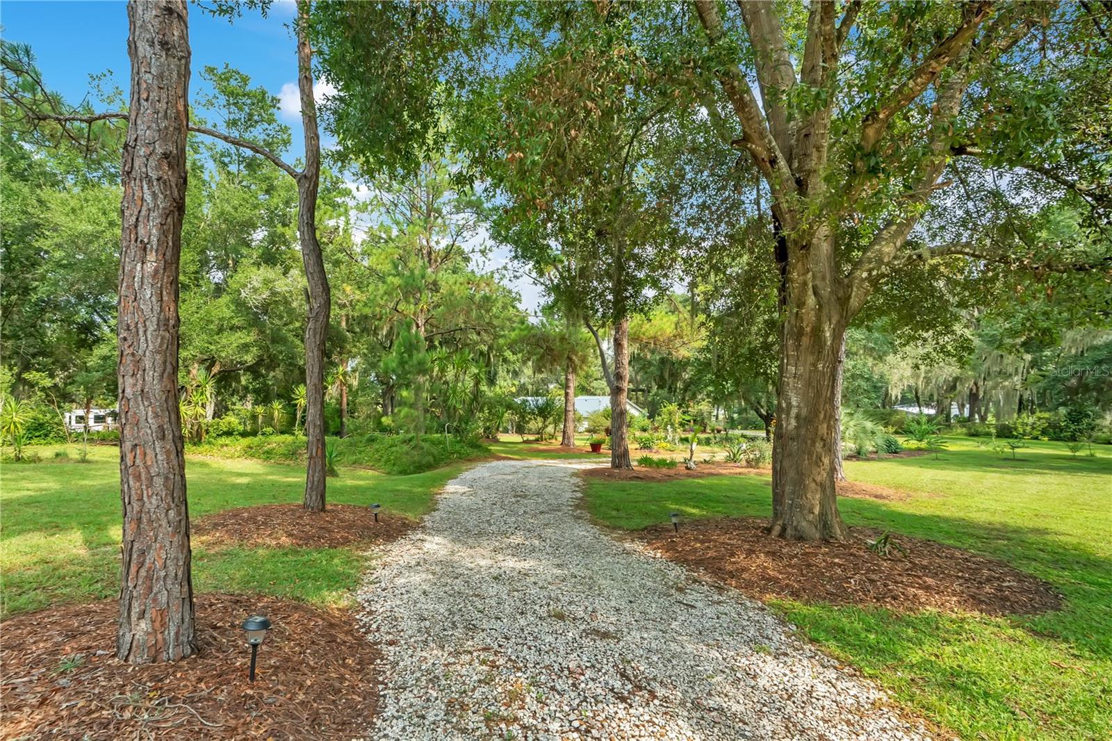 41832 Carrie Ln Property Photo 1