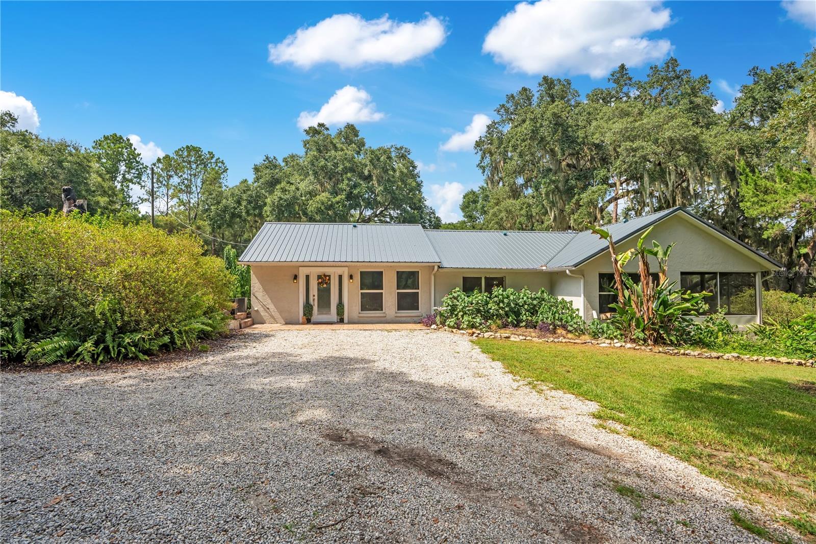 41832 Carrie Ln Property Photo 6